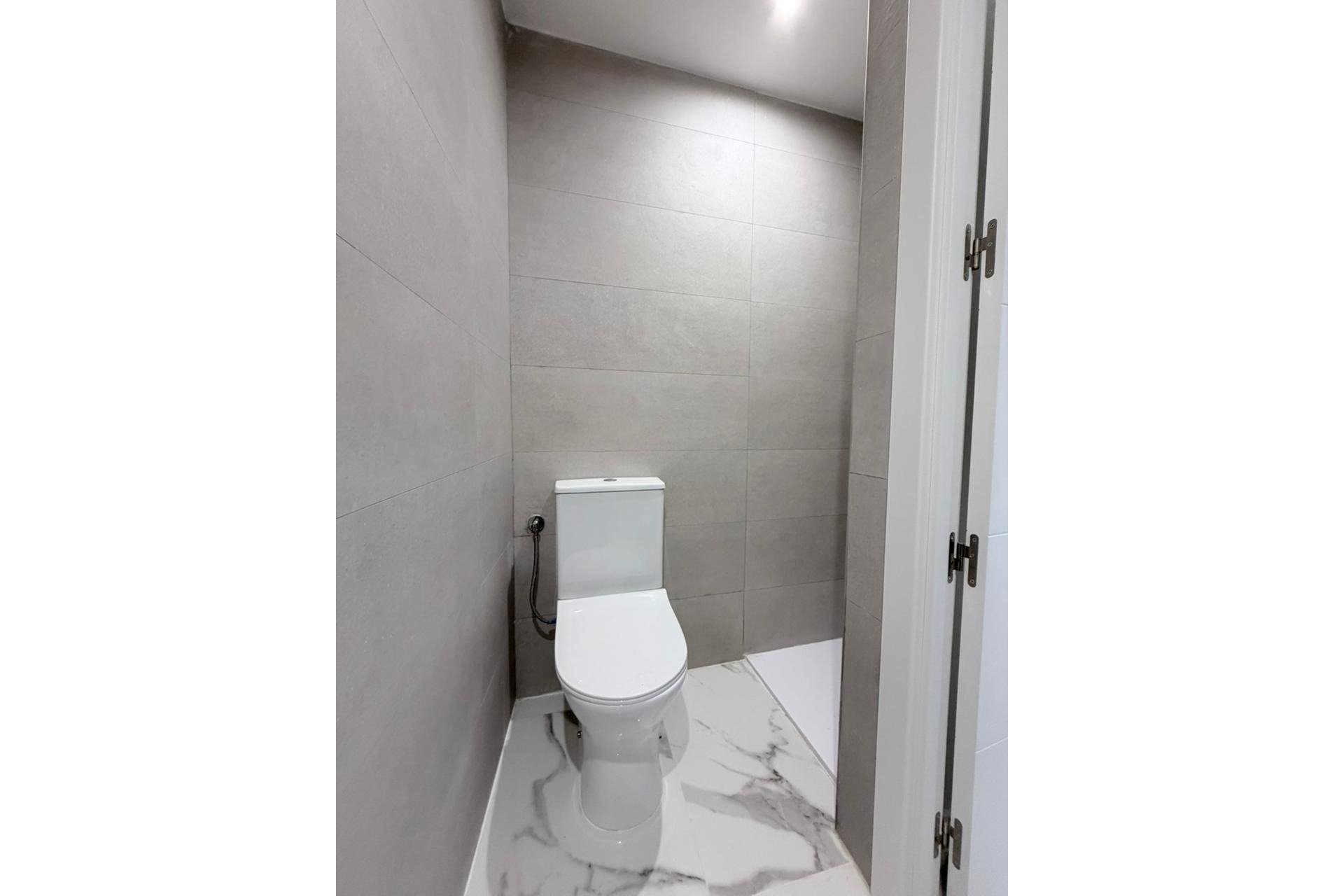 Resale - Apartment -
Torrevieja - Playa del Cura