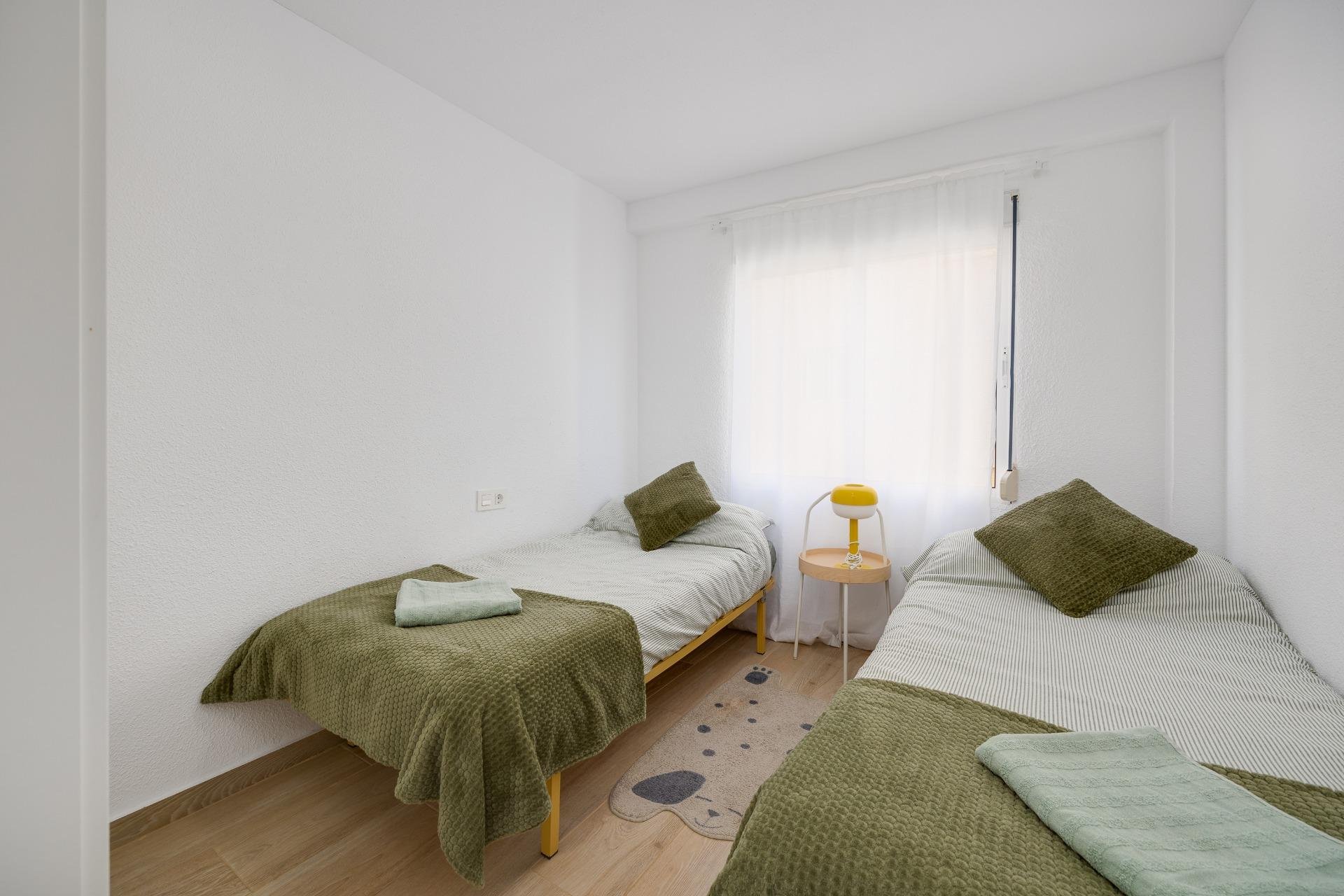 Resale - Apartment -
Torrevieja - Playa del Cura