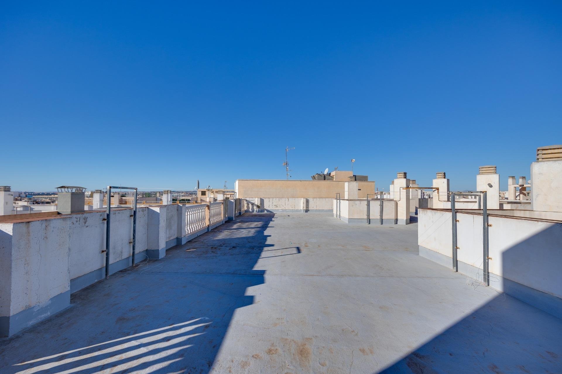 Resale - Apartment -
Torrevieja - Playa del Cura