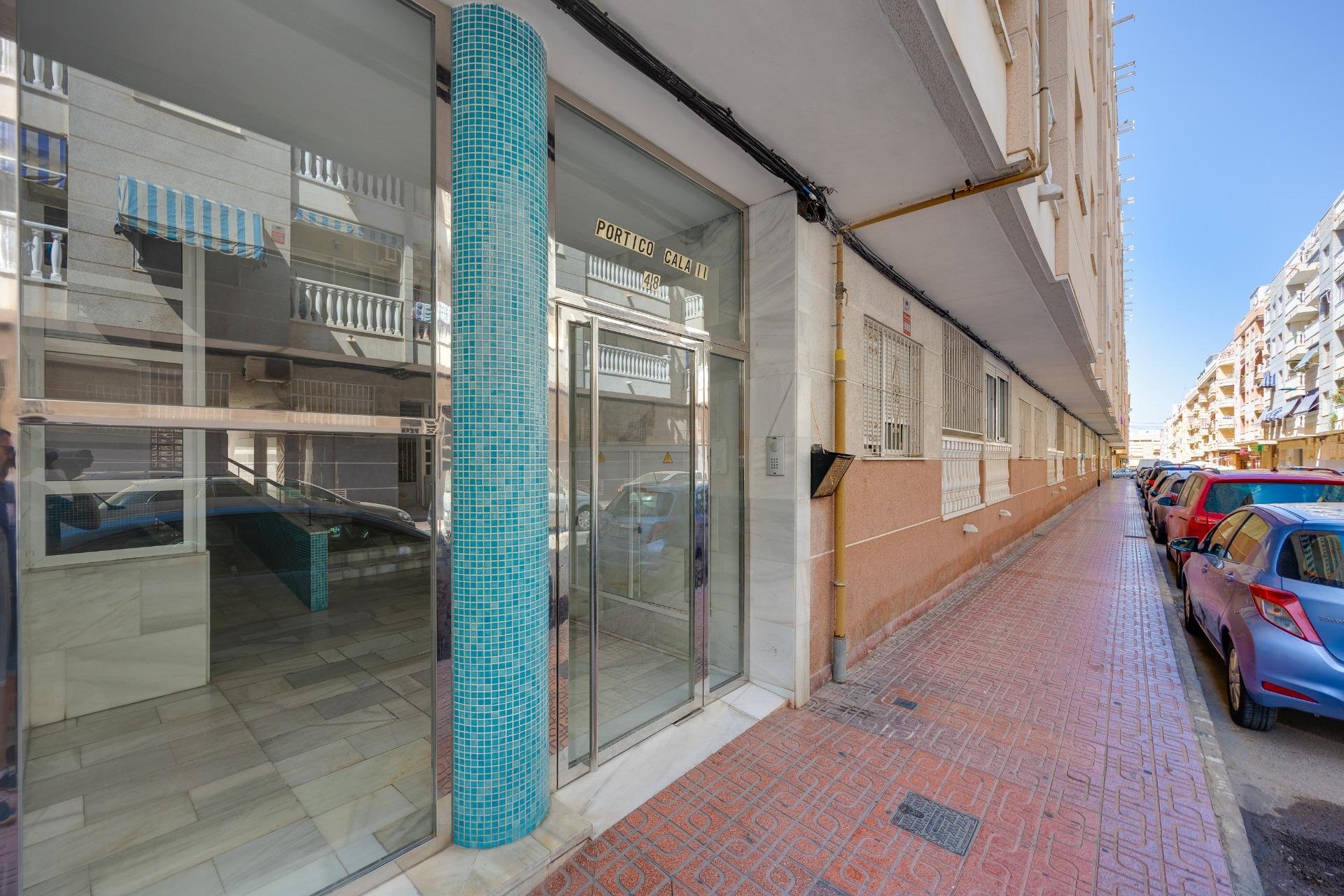 Resale - Apartment -
Torrevieja - Playa del Cura
