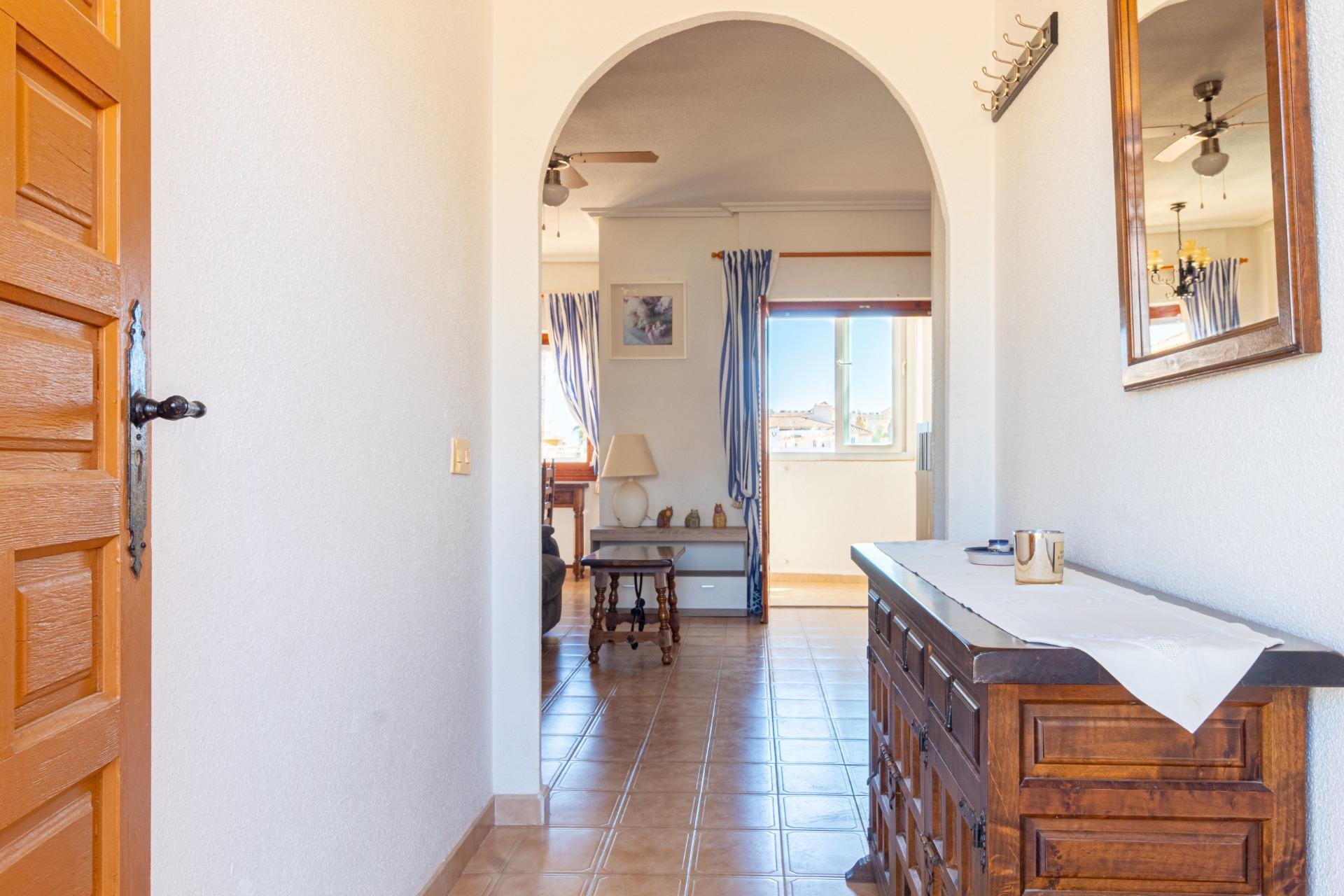Resale - Apartment -
Torrevieja - Punta Prima