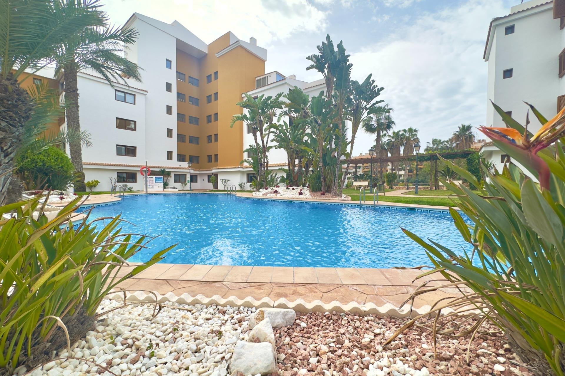 Resale - Apartment -
Torrevieja - Punta Prima