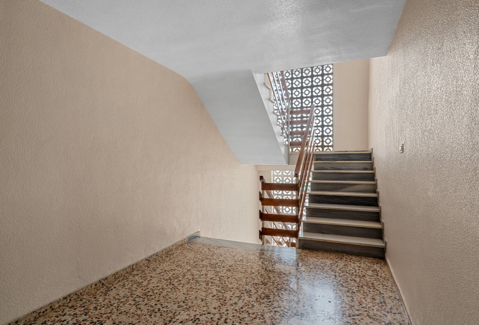 Resale - - APARTMENT -
Torrevieja - Punta prima