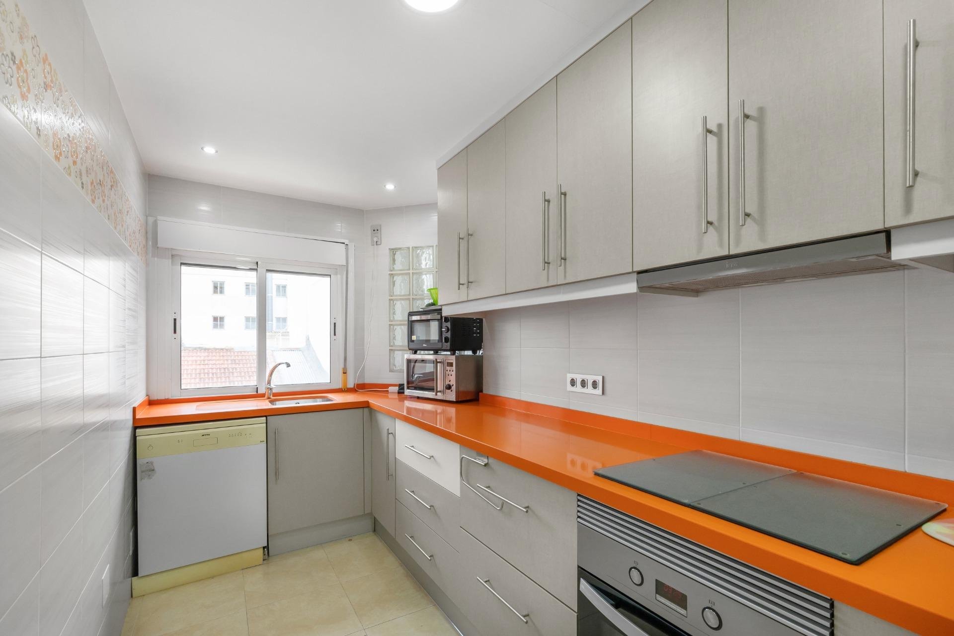 Resale - Apartment -
Torrevieja - torrevieja