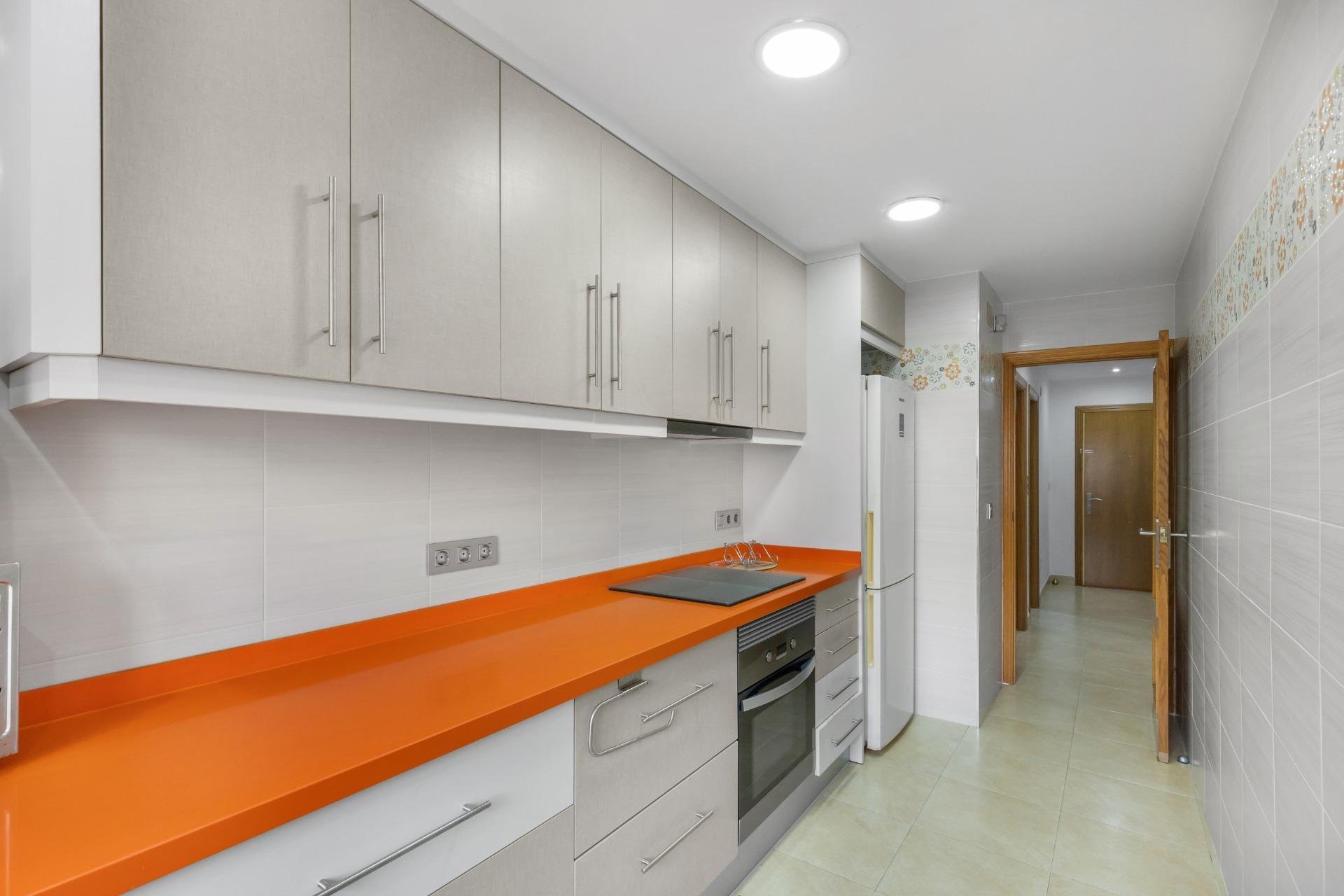 Resale - Apartment -
Torrevieja - torrevieja