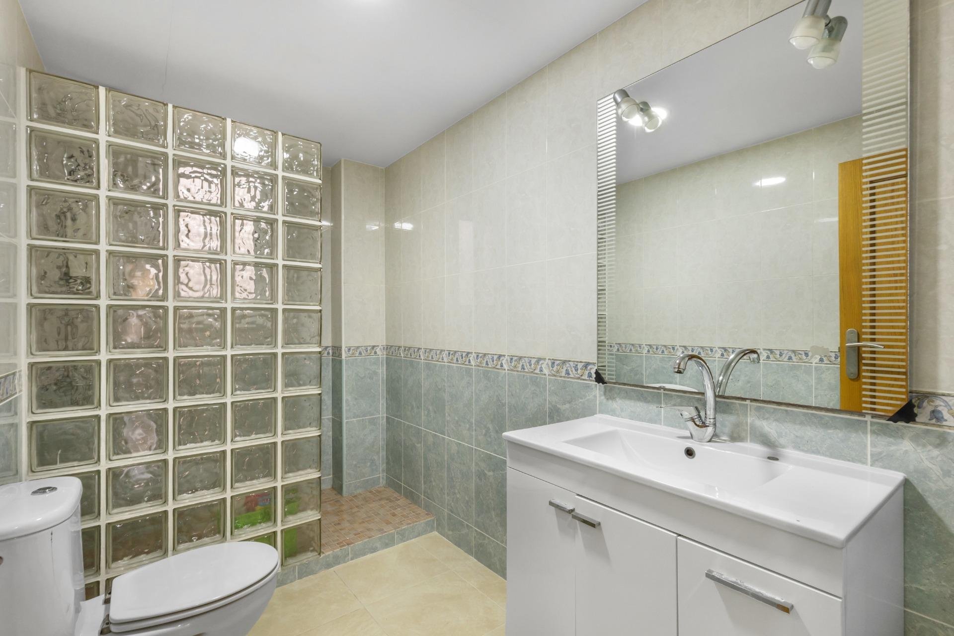 Resale - Apartment -
Torrevieja - torrevieja