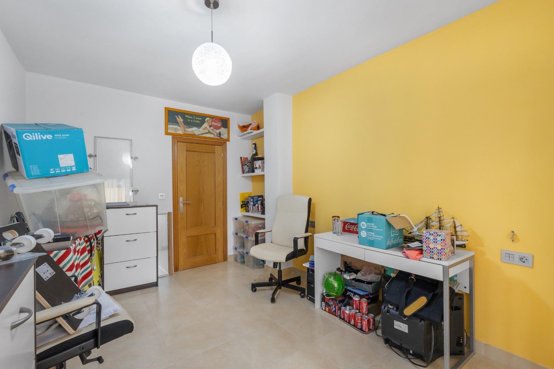 Resale - Apartment -
Torrevieja - torrevieja