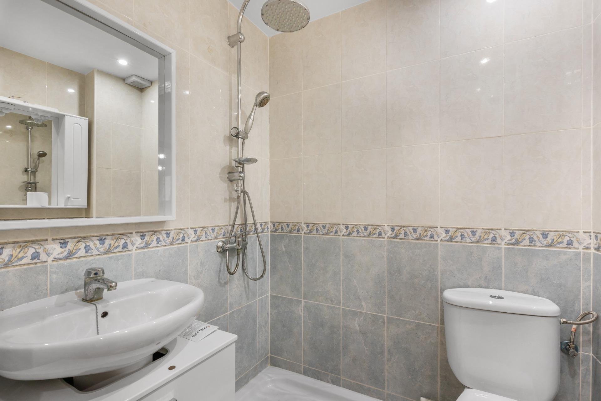 Resale - Apartment -
Torrevieja - torrevieja