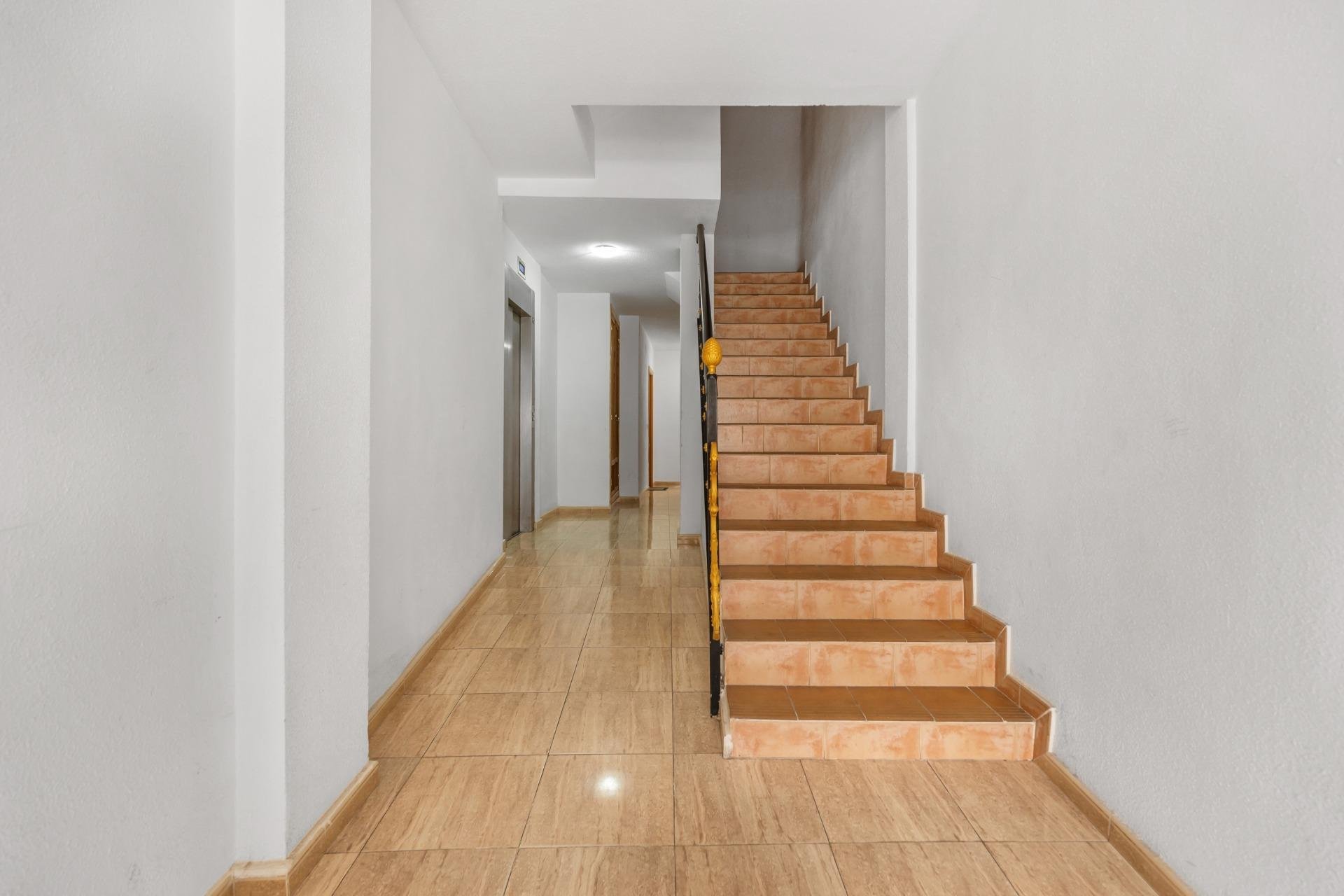 Resale - Apartment -
Torrevieja - torrevieja