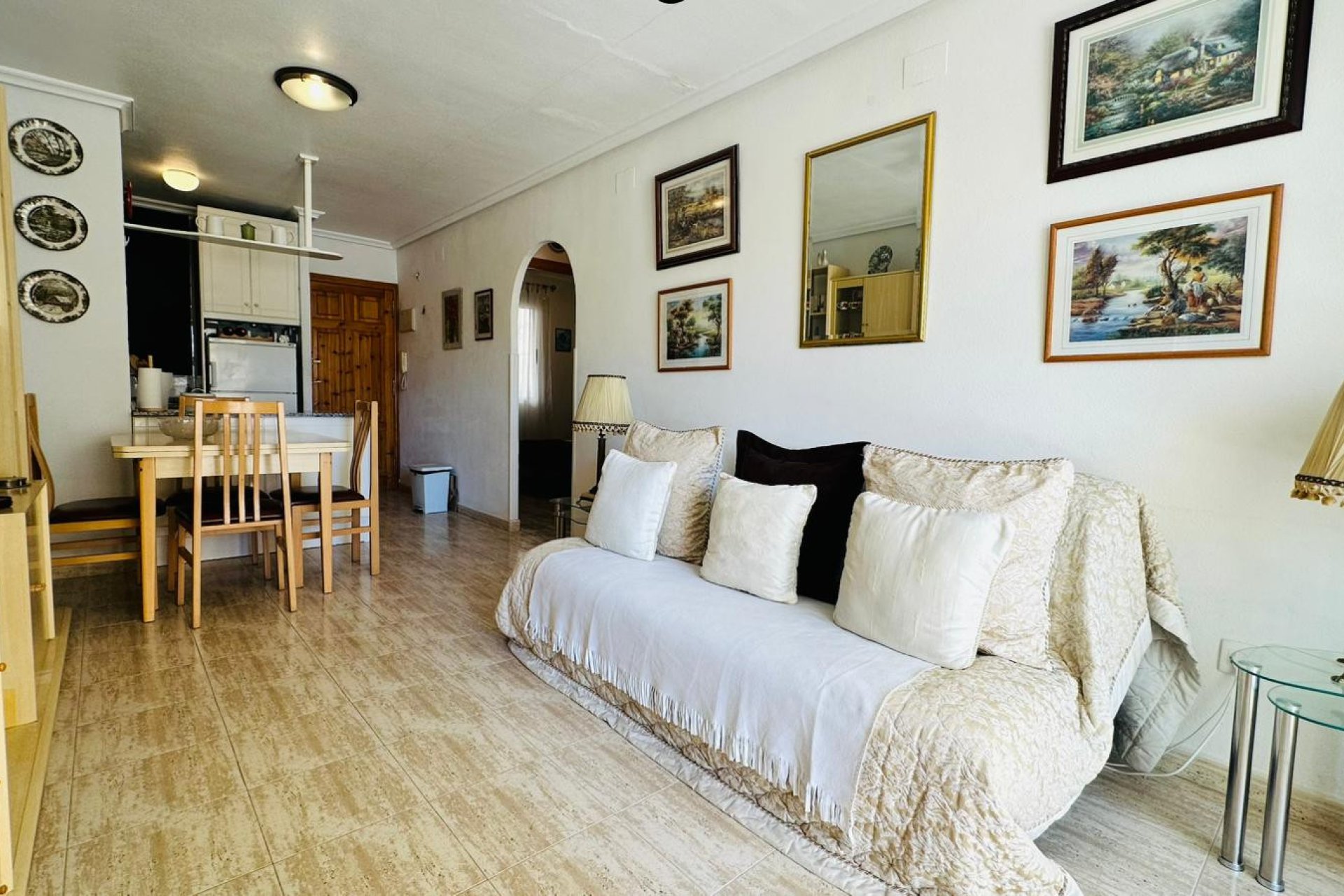 Resale - - APARTMENT -
Torrevieja - Urbanización San Luis