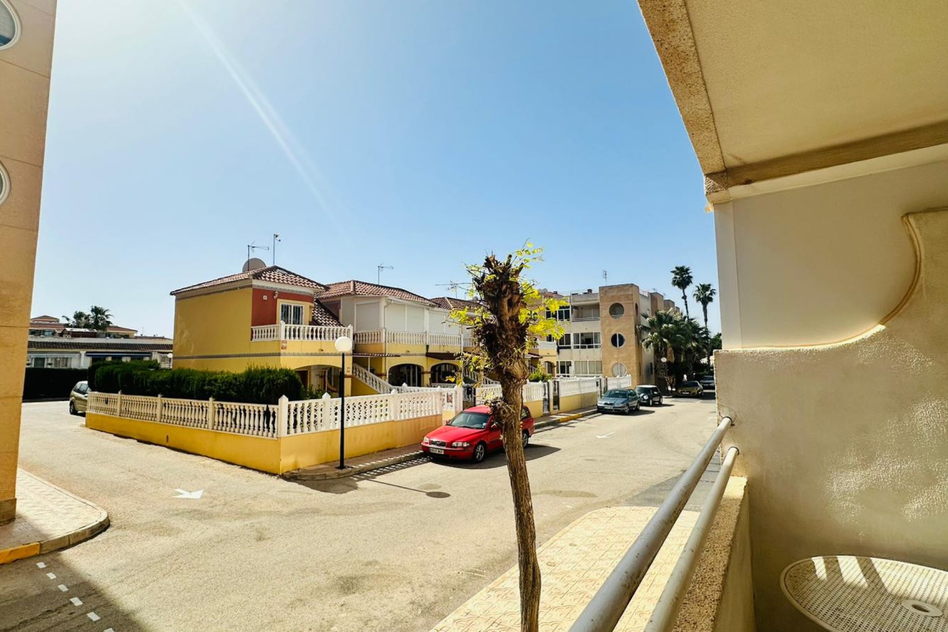 Resale - - APARTMENT -
Torrevieja - Urbanización San Luis