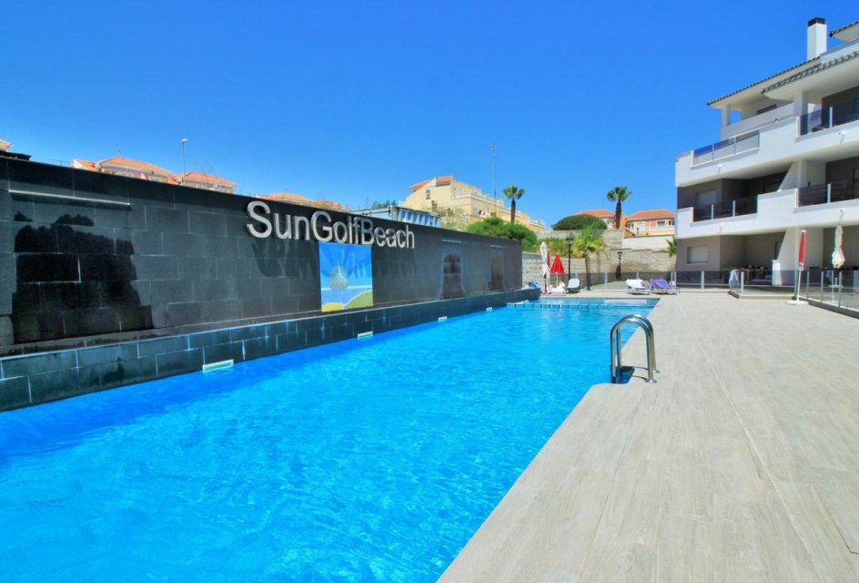 Resale - Apartment -
Villamartin - Costa Blanca