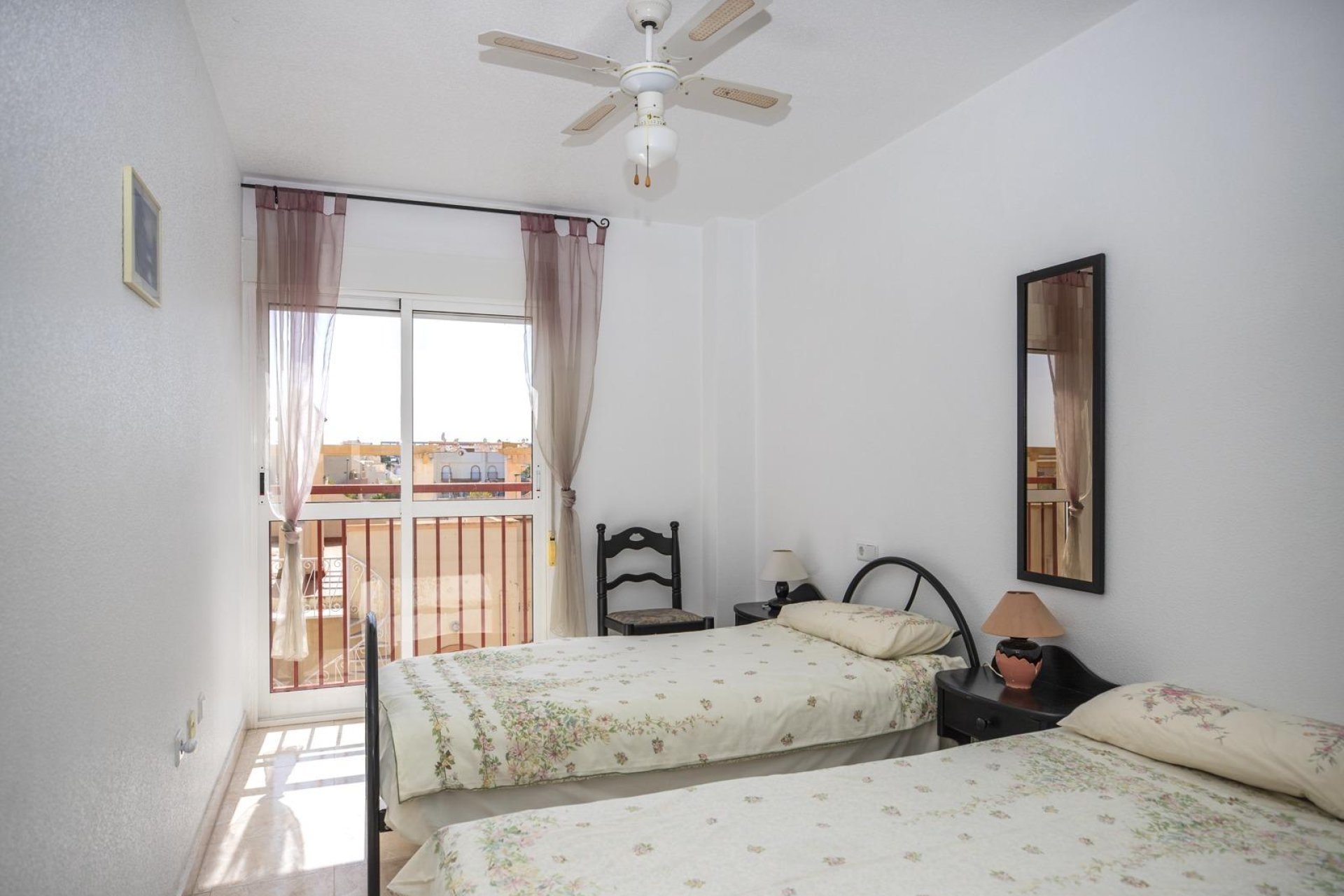 Resale - Buhardilla -
Orihuela Costa - La Florida