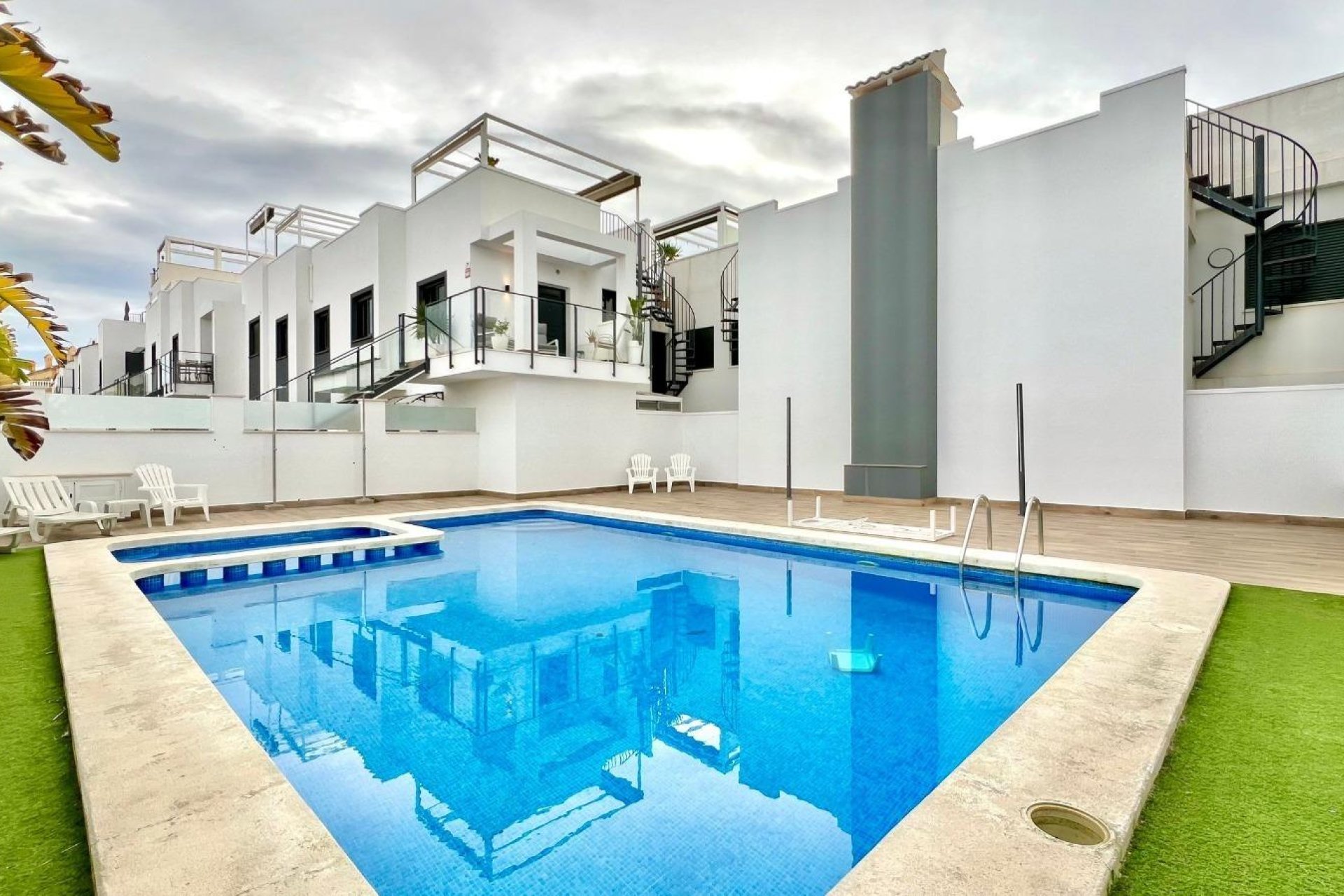 Resale - Buhardilla -
Orihuela Costa - La Zenia