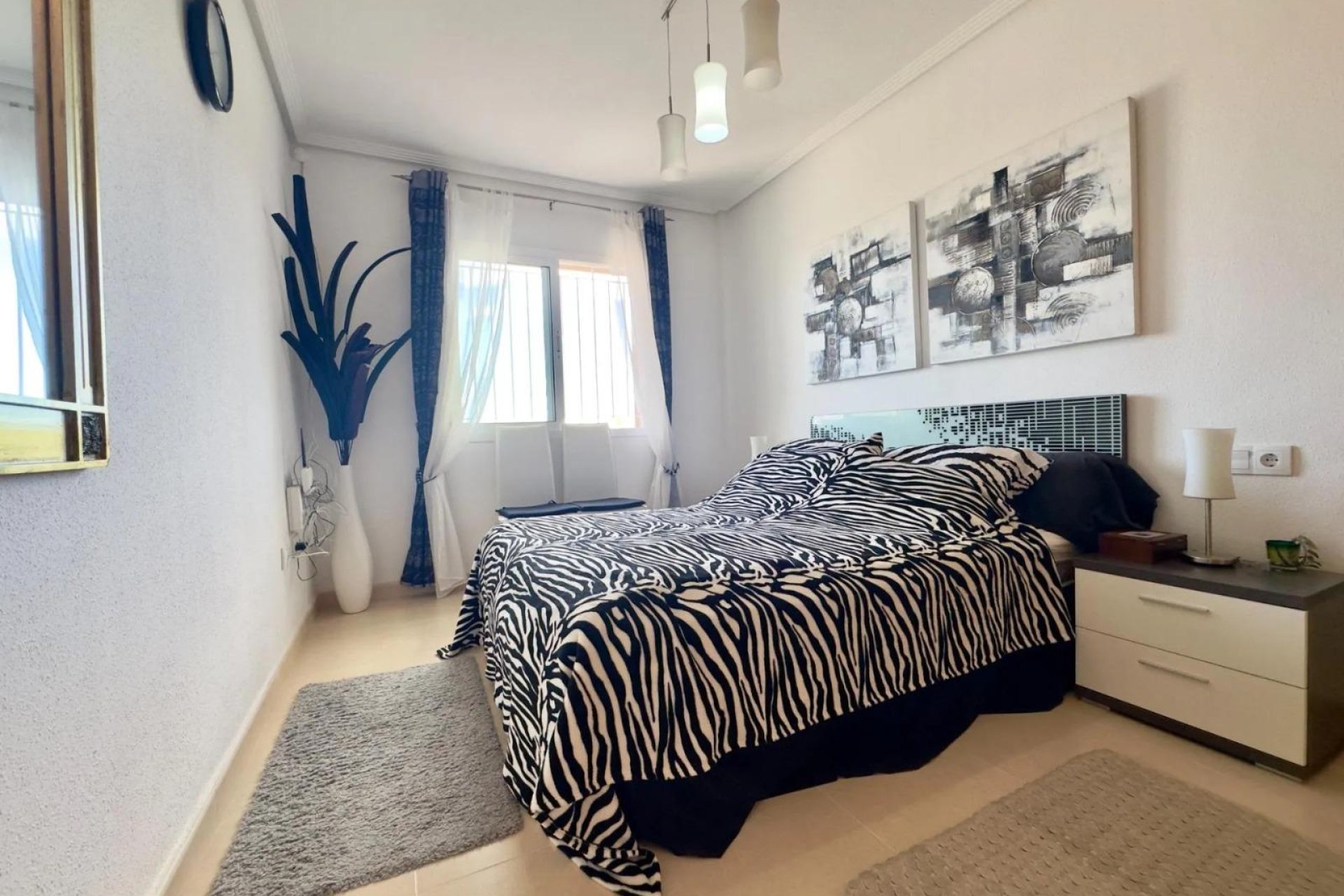 Resale - Buhardilla -
Orihuela Costa - Punta Prima