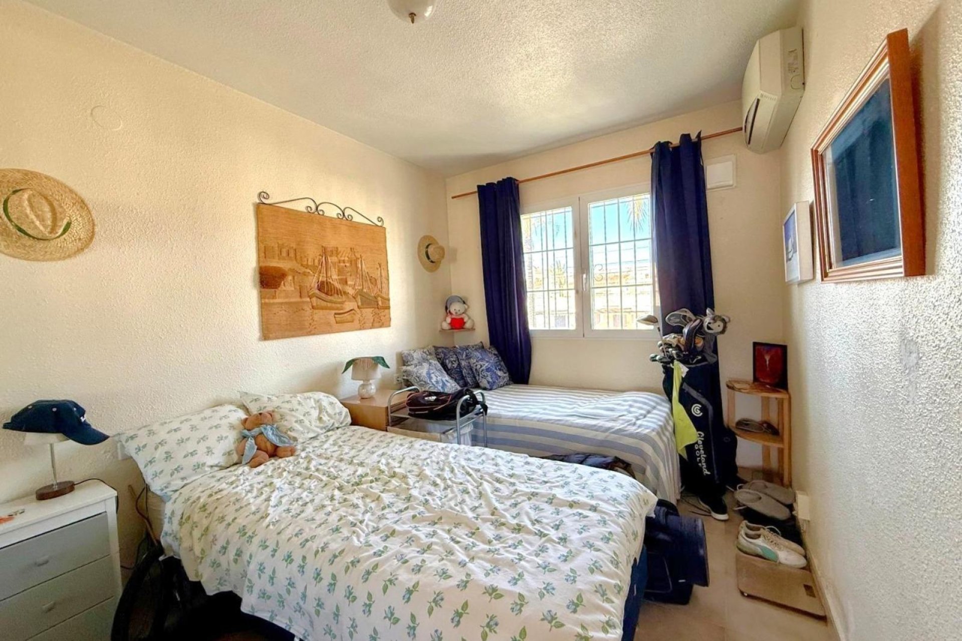 Resale - Buhardilla -
Orihuela Costa - Villamartín