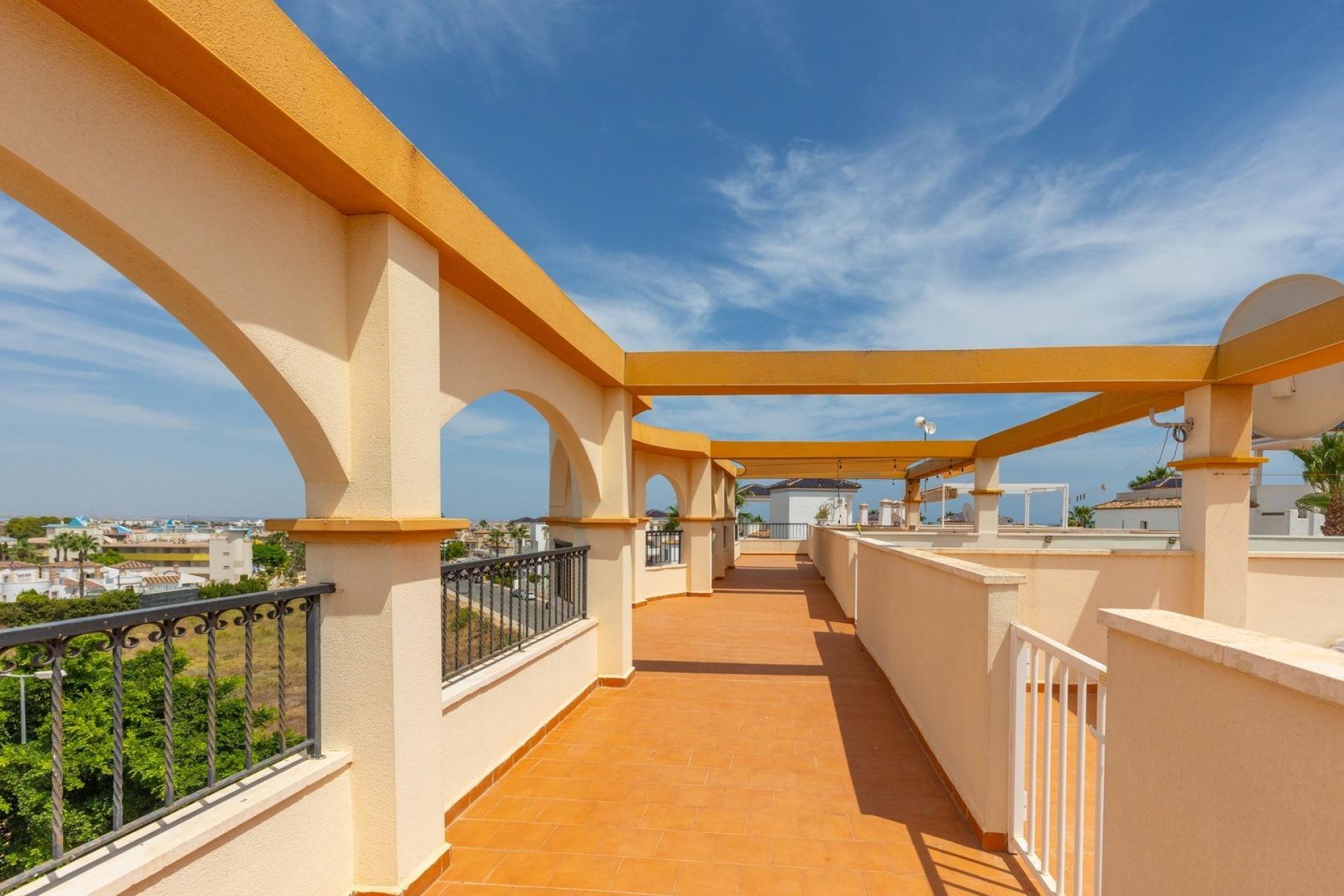 Resale - Buhardilla -
Orihuela Costa - Villamartín