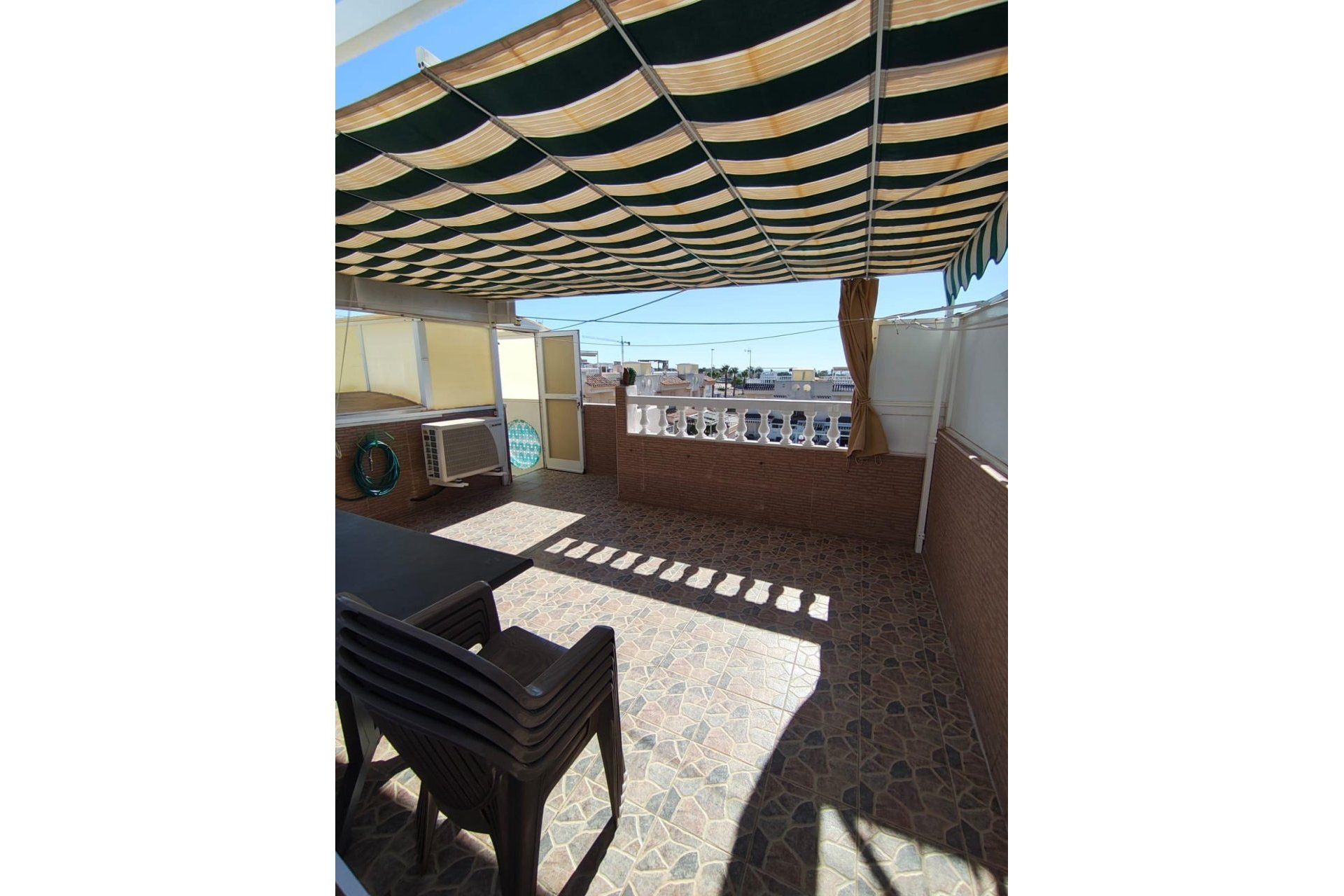 Resale - Buhardilla -
Torrevieja - Aguas Nuevas