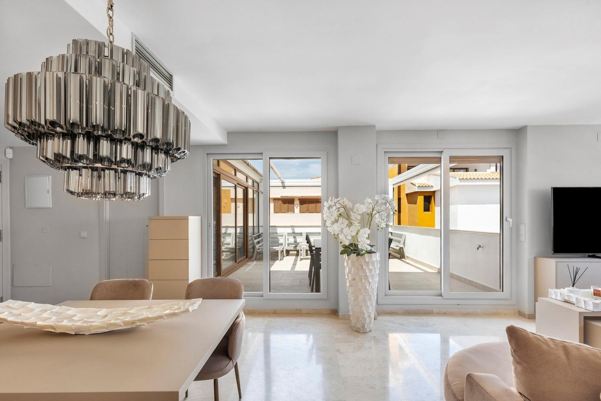 Resale - Buhardilla -
Torrevieja - Punta prima