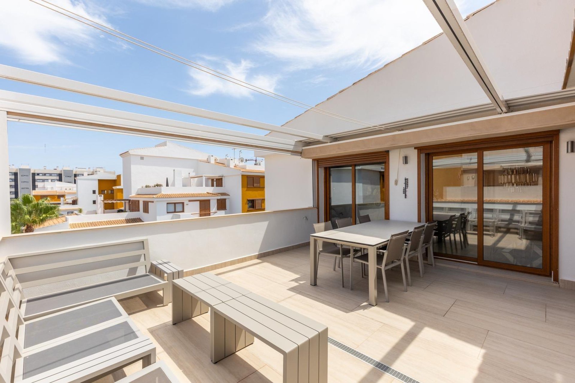 Resale - Buhardilla -
Torrevieja - Punta prima