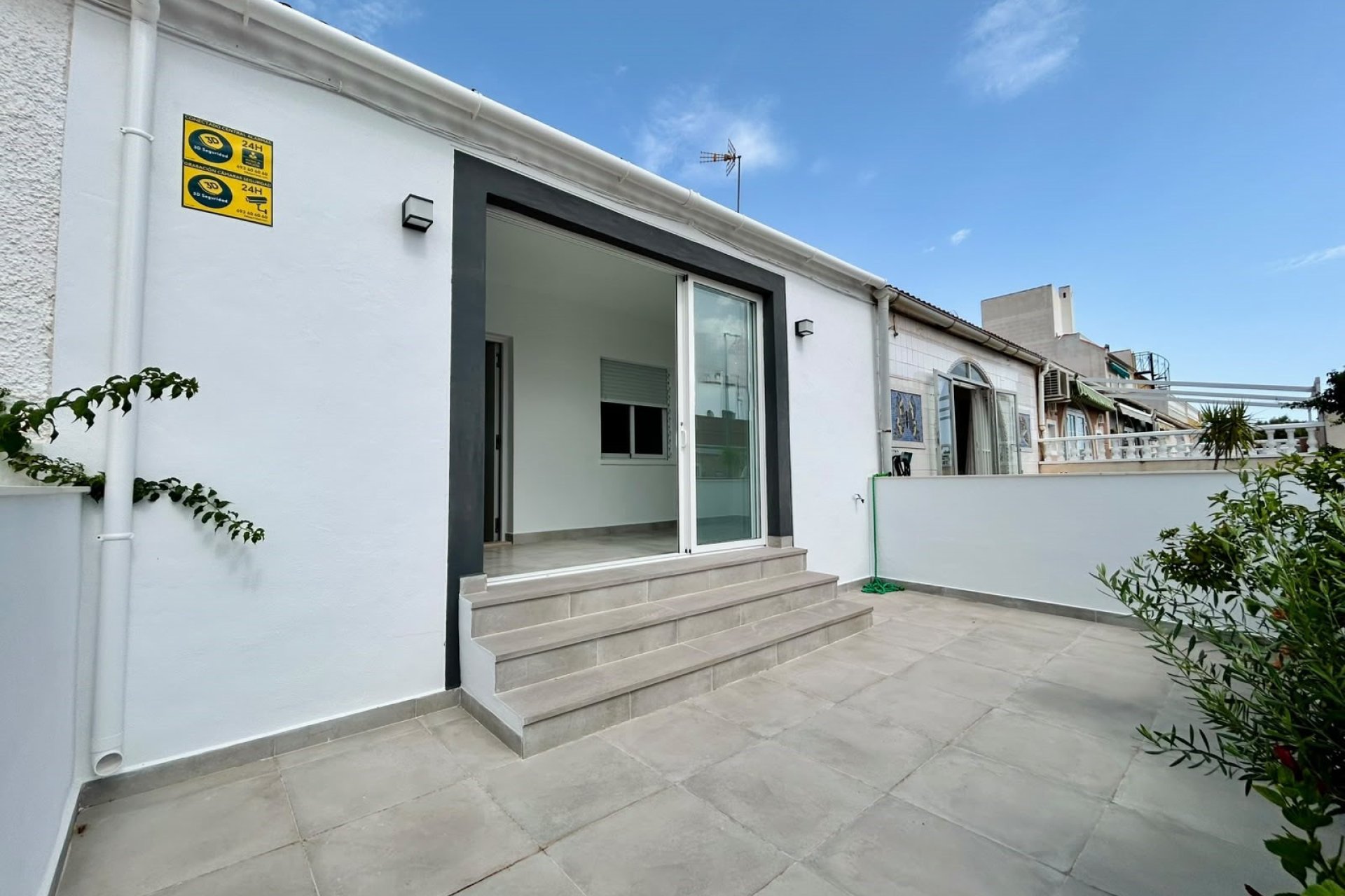 Resale - Bungalow -
La Siesta - El Salado - Torreta - La Siesta