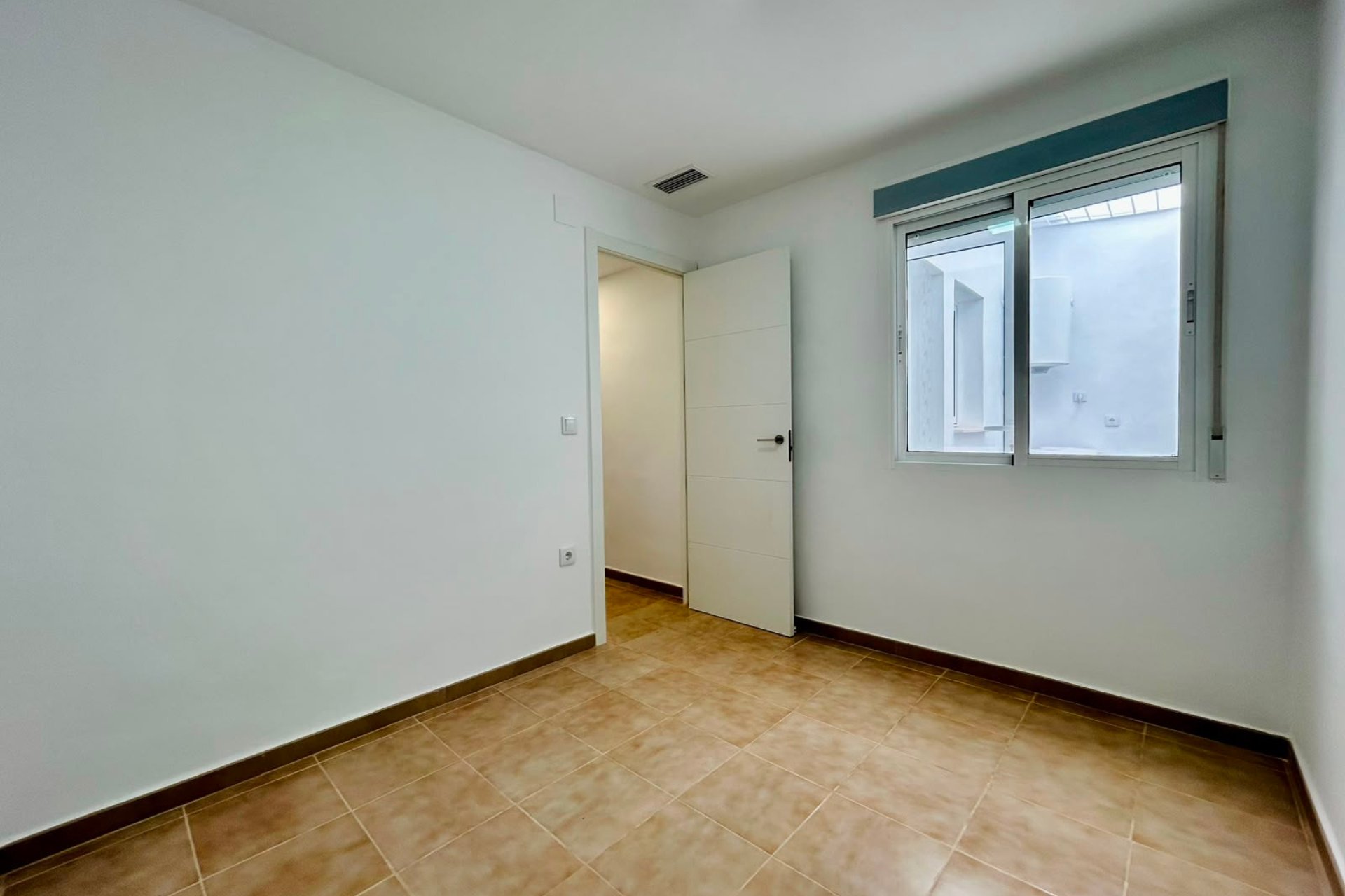 Resale - Bungalow -
La Siesta - El Salado - Torreta - La Siesta
