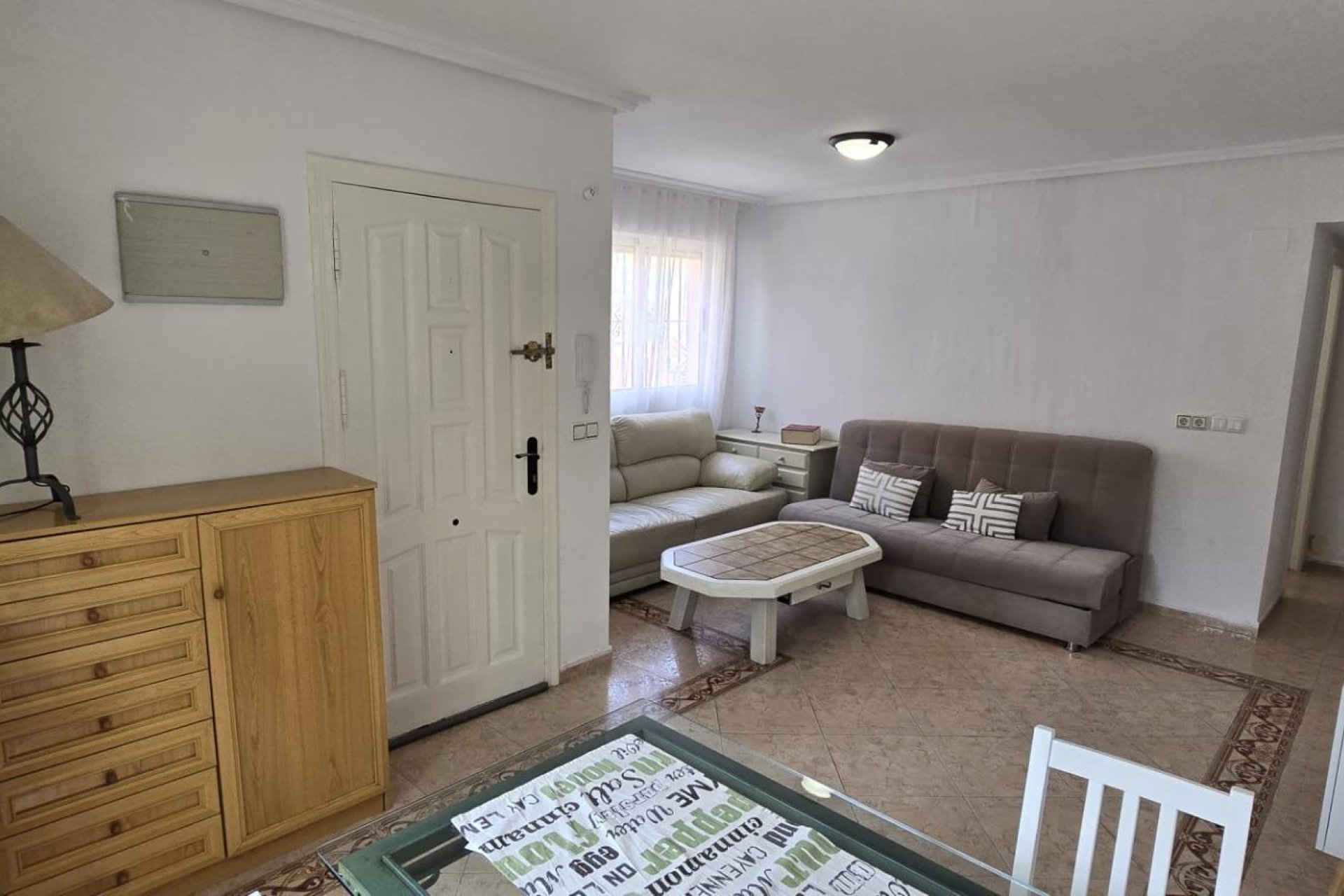 Resale - Bungalow -
Orihuela Costa - La Regia
