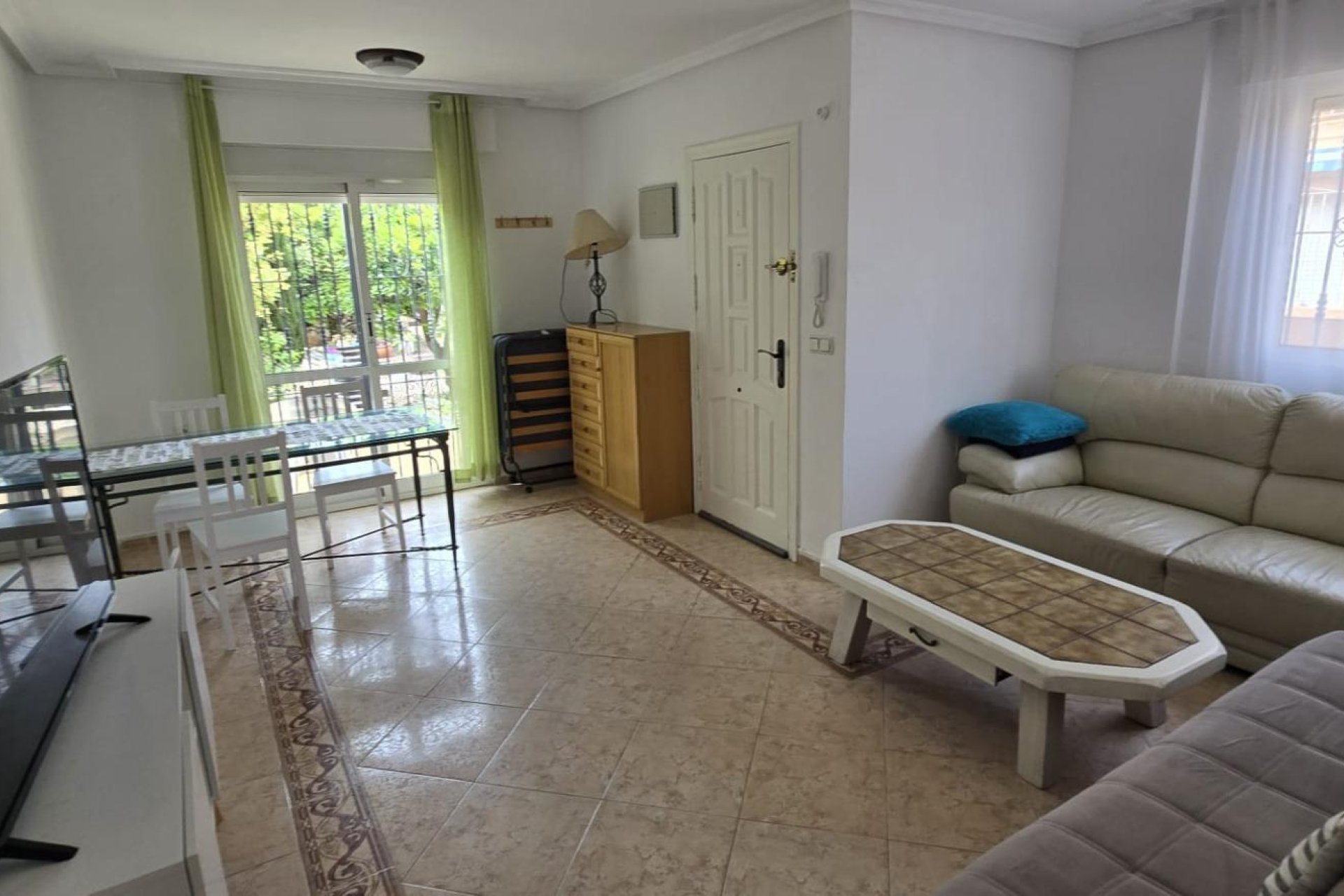 Resale - Bungalow -
Orihuela Costa - La Regia