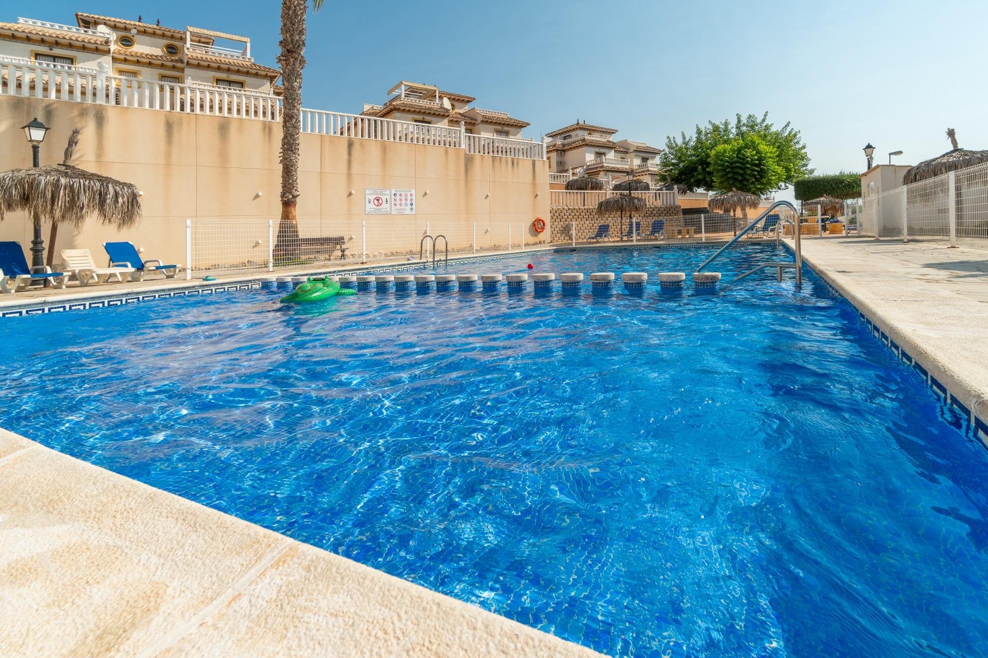 Resale - Bungalow -
Orihuela Costa - Lomas de Cabo Roig-Los Dolses