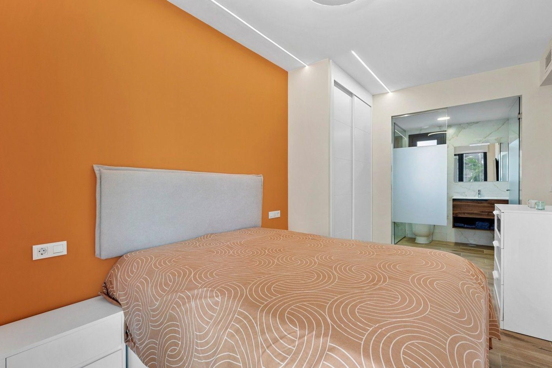 Resale - Bungalow -
Orihuela Costa - Los Dolses