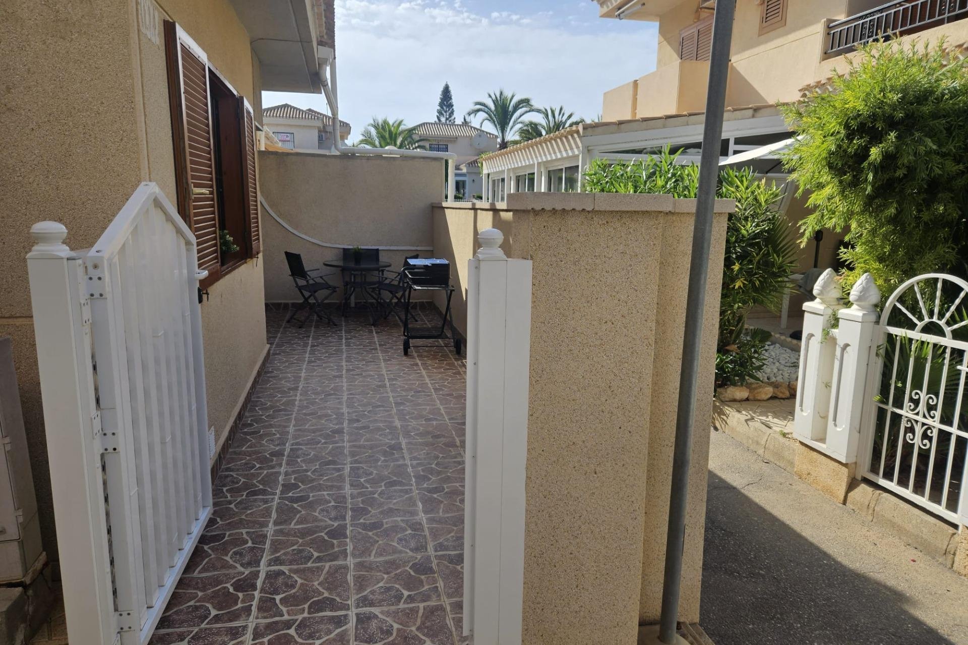 Resale - Bungalow -
Orihuela Costa - Playa Flamenca