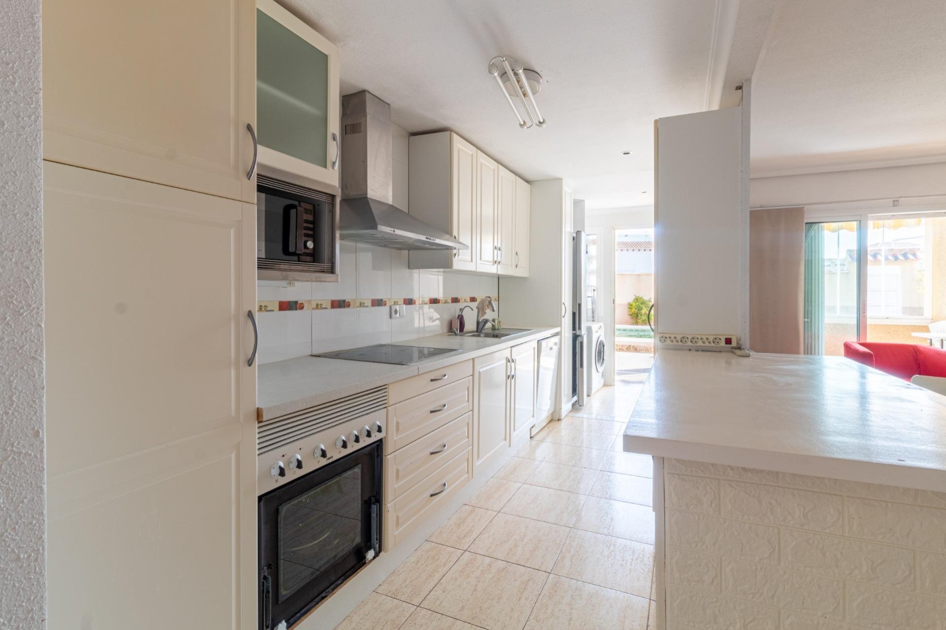 Resale - Bungalow -
Orihuela Costa - Punta Prima