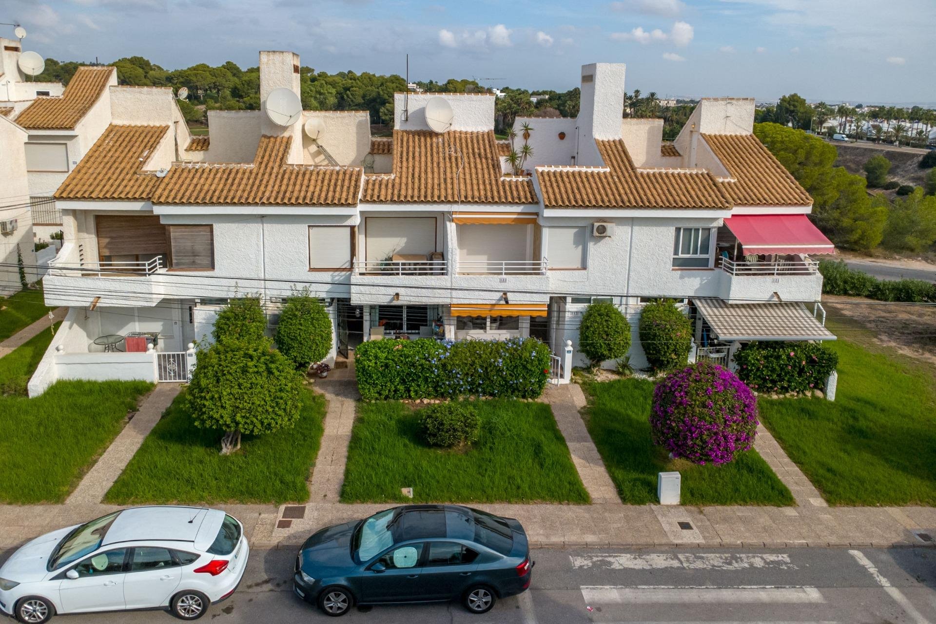 Resale - Bungalow -
Orihuela Costa - Villamartín-Las Filipinas