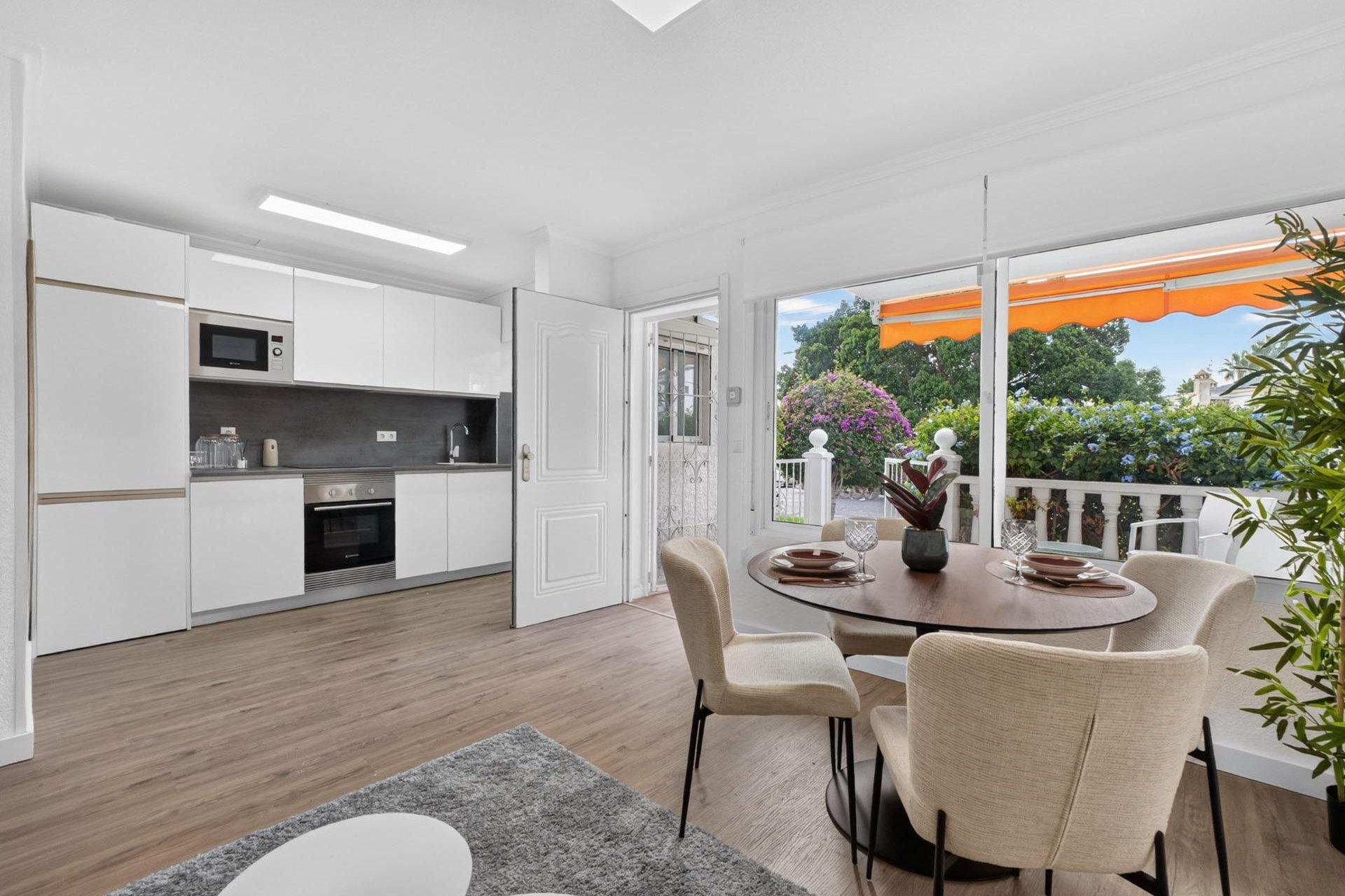 Resale - Bungalow -
Orihuela Costa - Villamartín-Las Filipinas