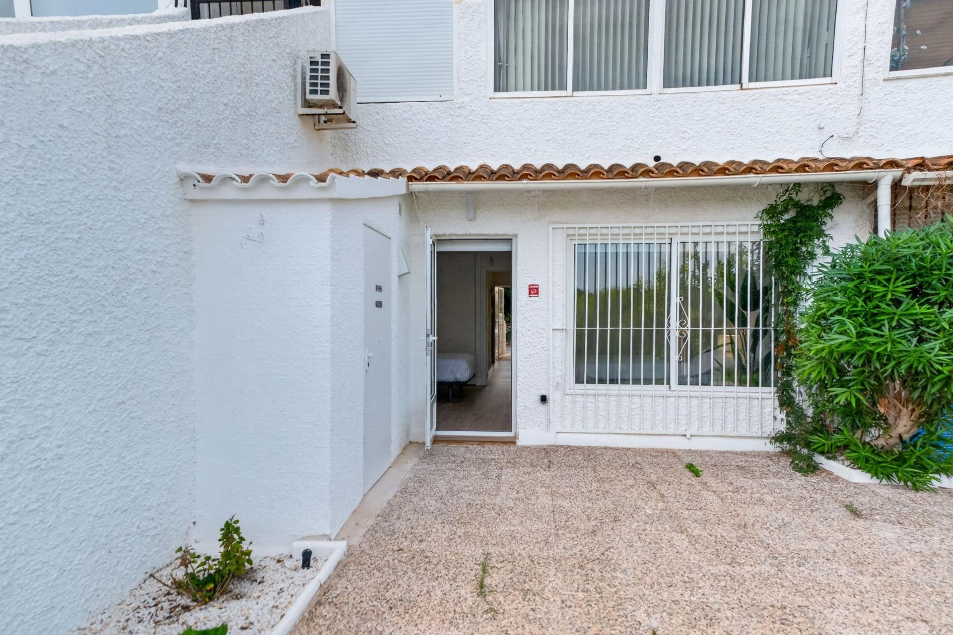 Resale - Bungalow -
Orihuela Costa - Villamartín-Las Filipinas