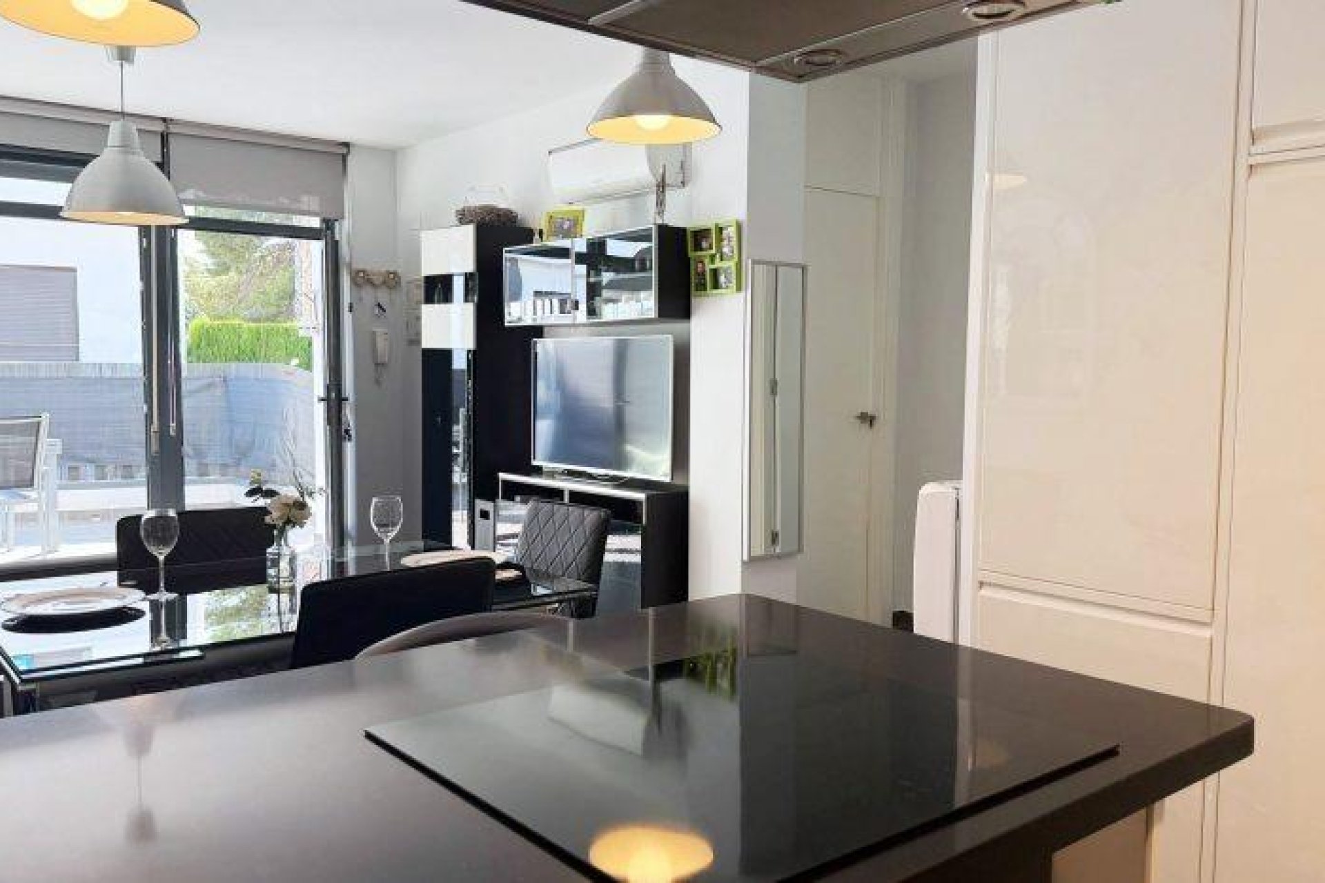 Resale - Bungalow -
Orihuela Costa - Villamartín