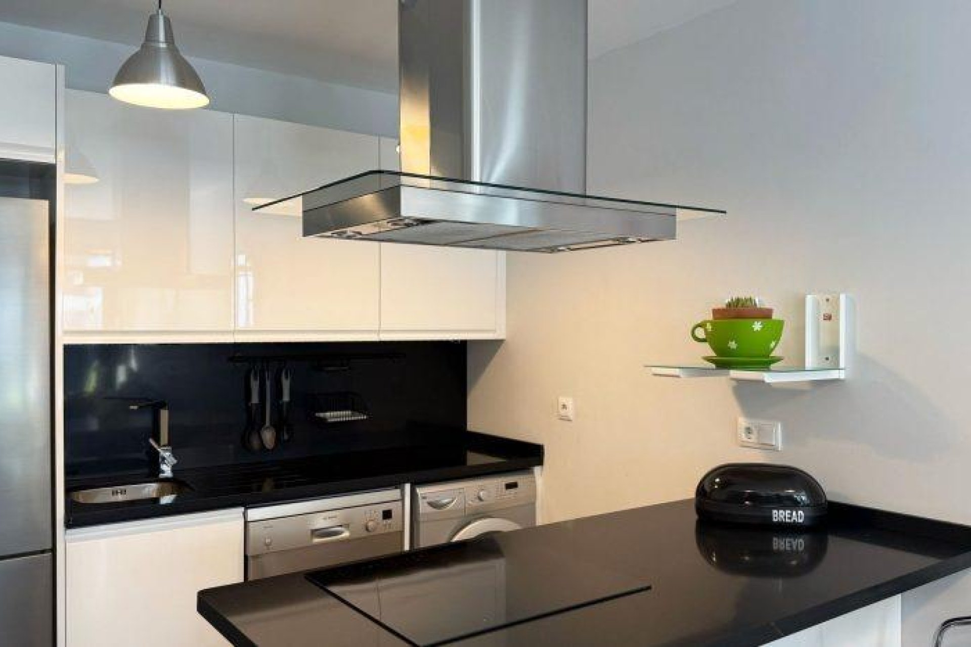 Resale - Bungalow -
Orihuela Costa - Villamartín