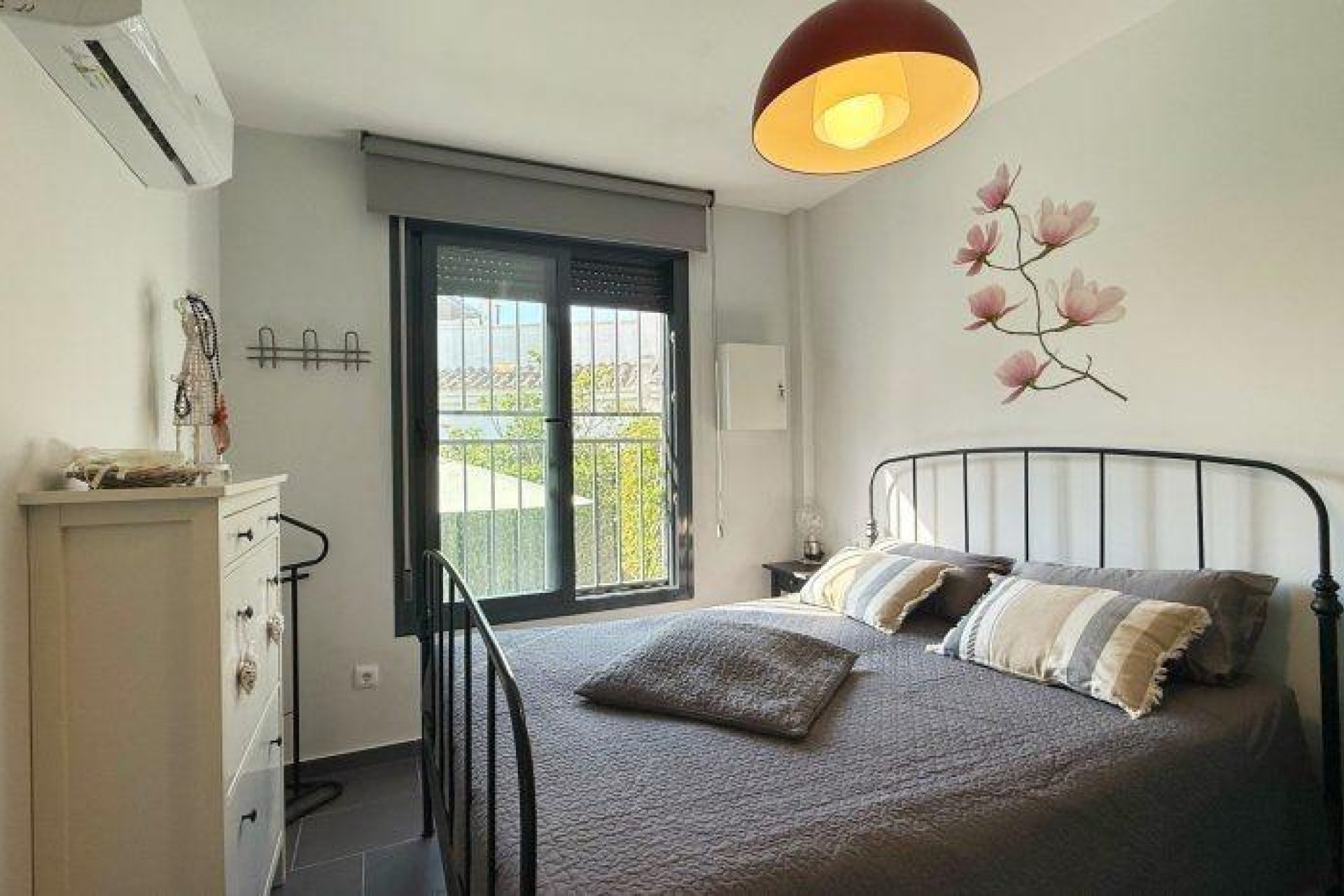 Resale - Bungalow -
Orihuela Costa - Villamartín