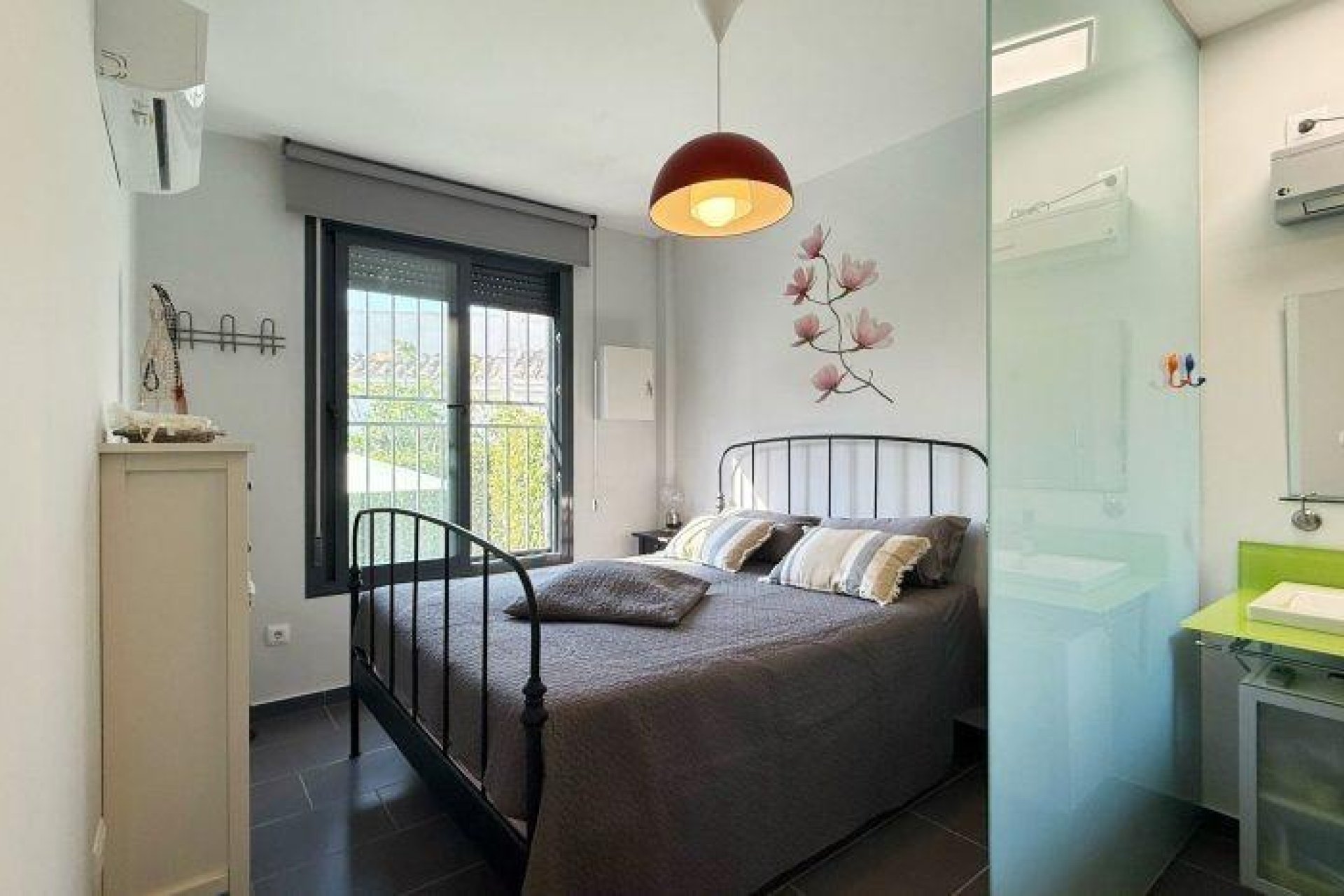 Resale - Bungalow -
Orihuela Costa - Villamartín