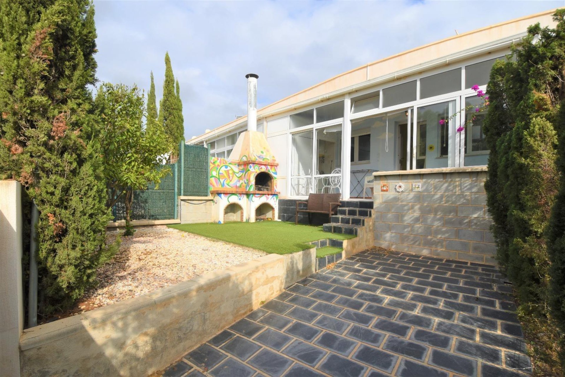 Resale - Bungalow -
Pilar de la Horadada - Mil Palmeras