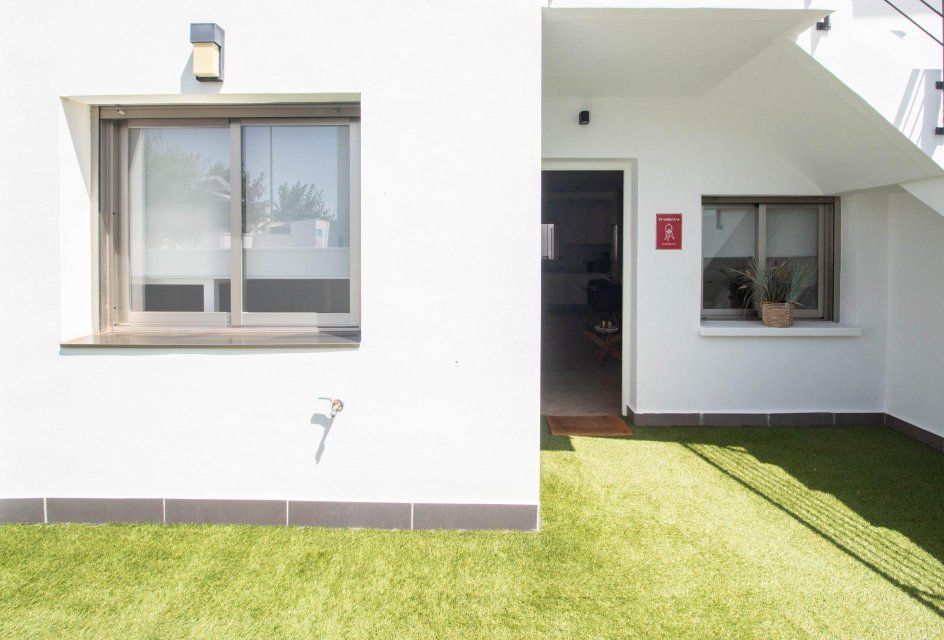 Resale - Bungalow -
Pilar de la Horadada - Torre de la Horadada