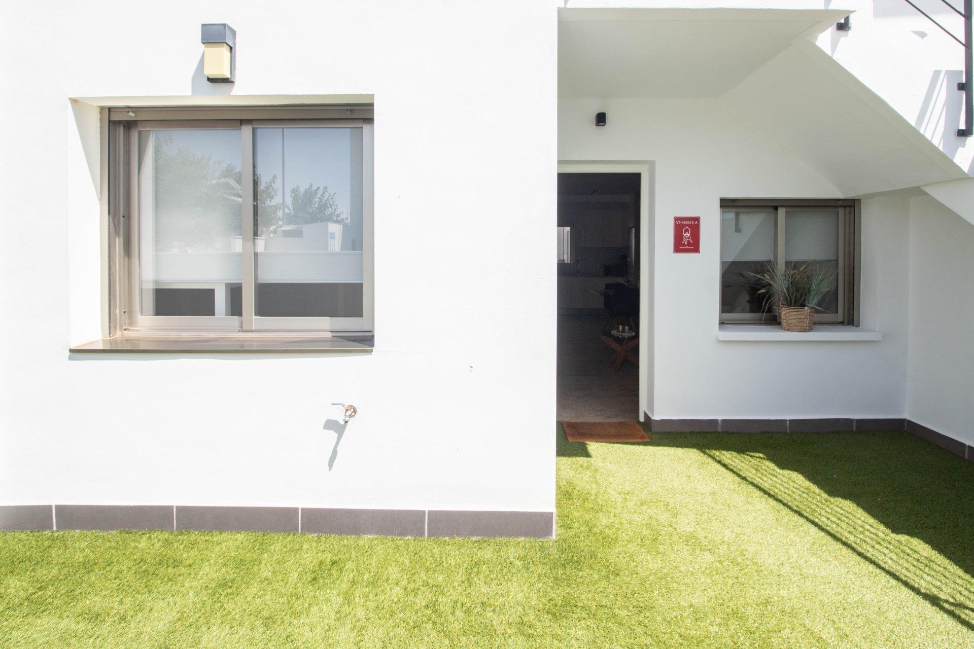 Resale - Bungalow -
Pilar de la Horadada - Torre de la Horadada