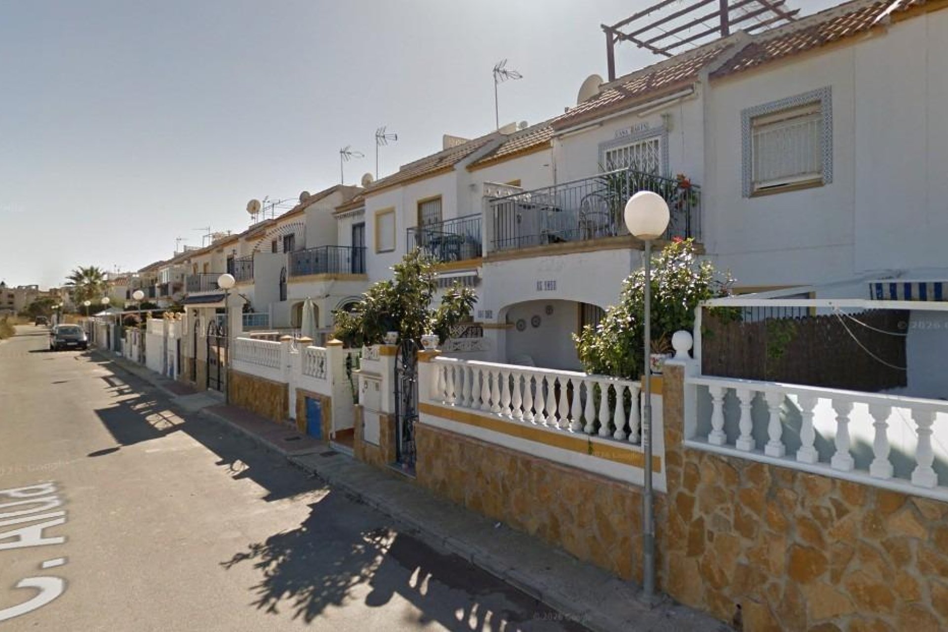 Resale - Bungalow -
Torrevieja - La Siesta - El Salado - Torreta