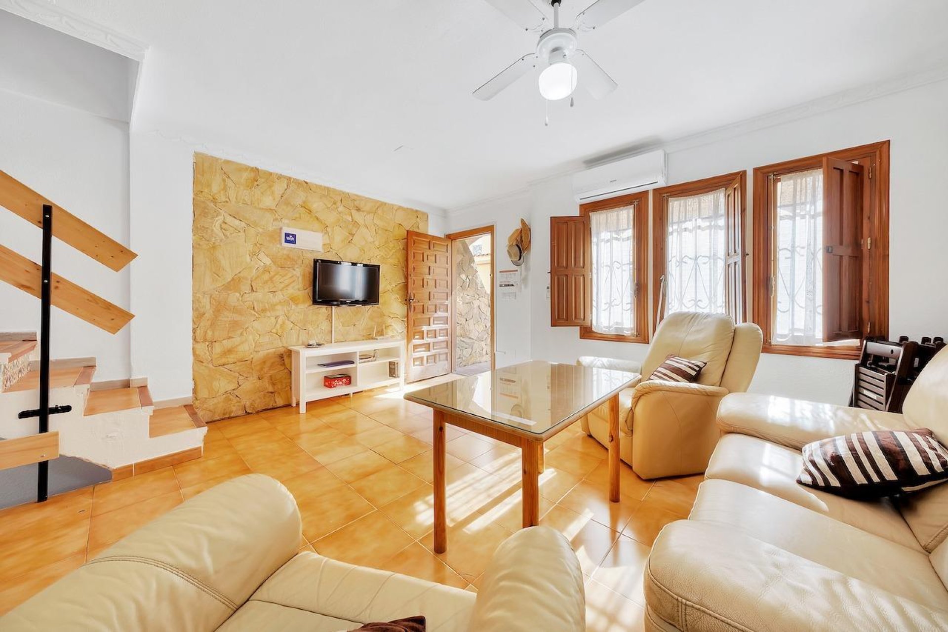 Resale - Bungalow -
Torrevieja - Playa de la mata