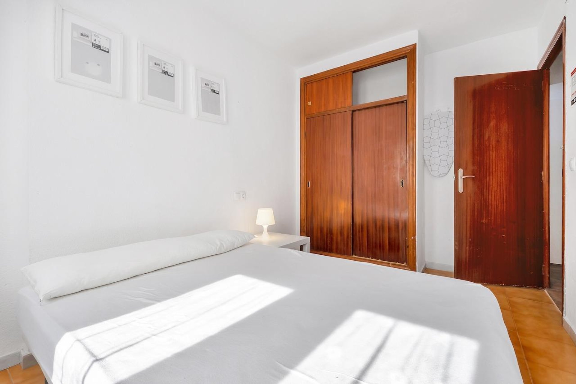 Resale - Bungalow -
Torrevieja - Playa de la mata