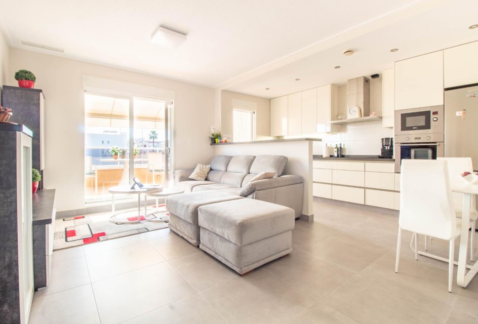 Resale - Bungalow -
Torrevieja - Punta Prima