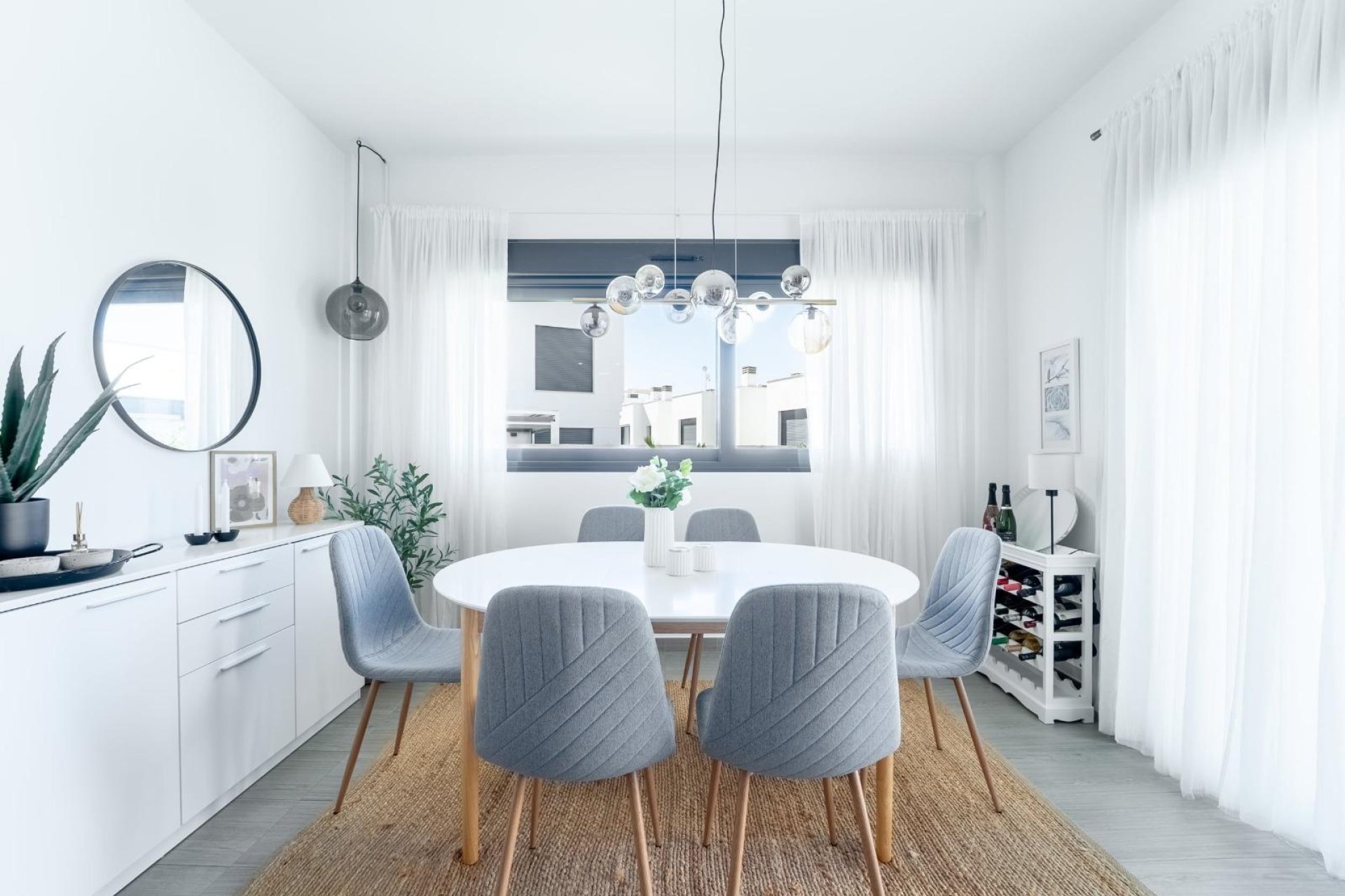 Resale - Bungalow -
Torrevieja - Punta prima