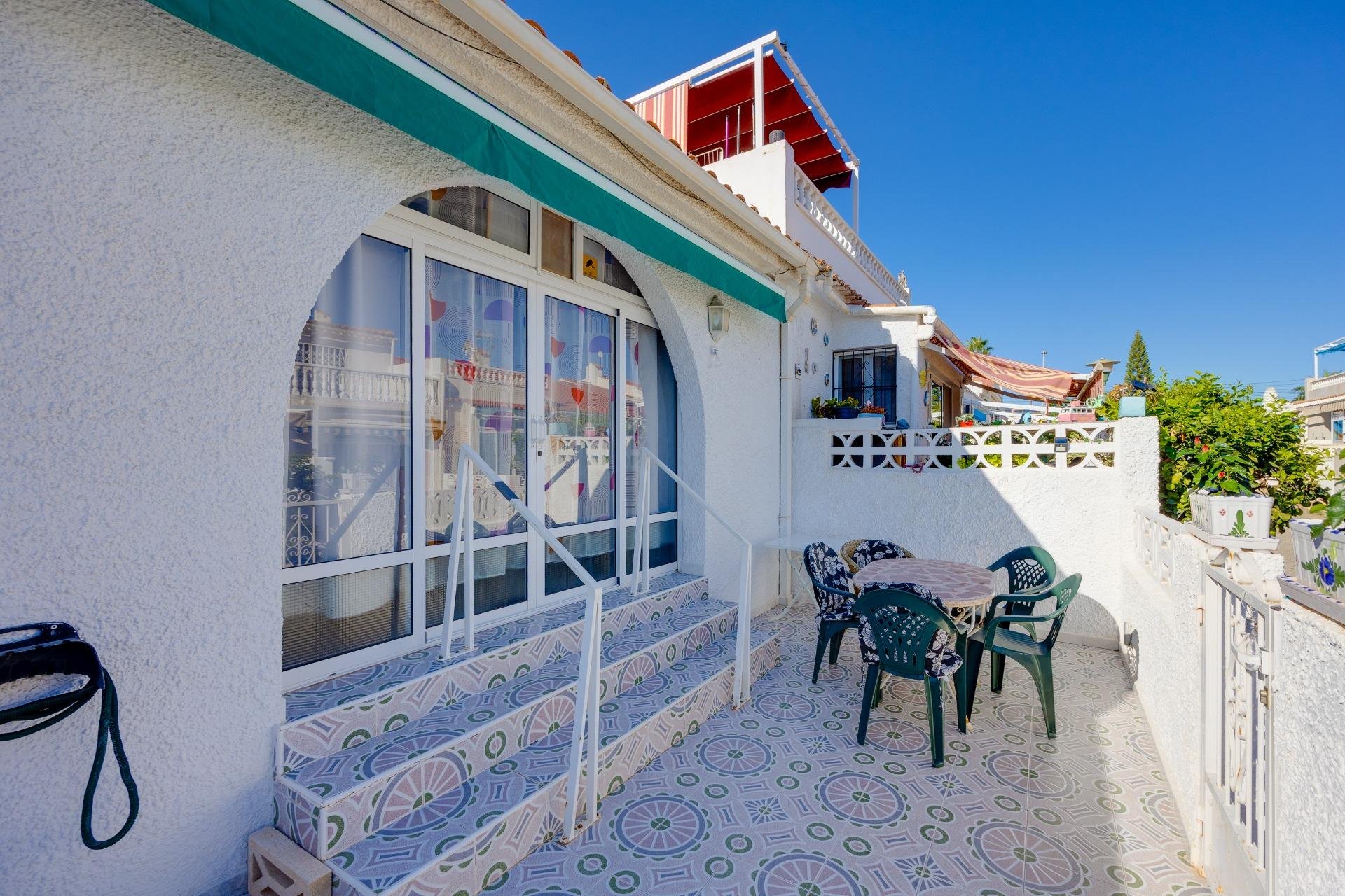 Resale - Bungalow -
Torrevieja - San luis