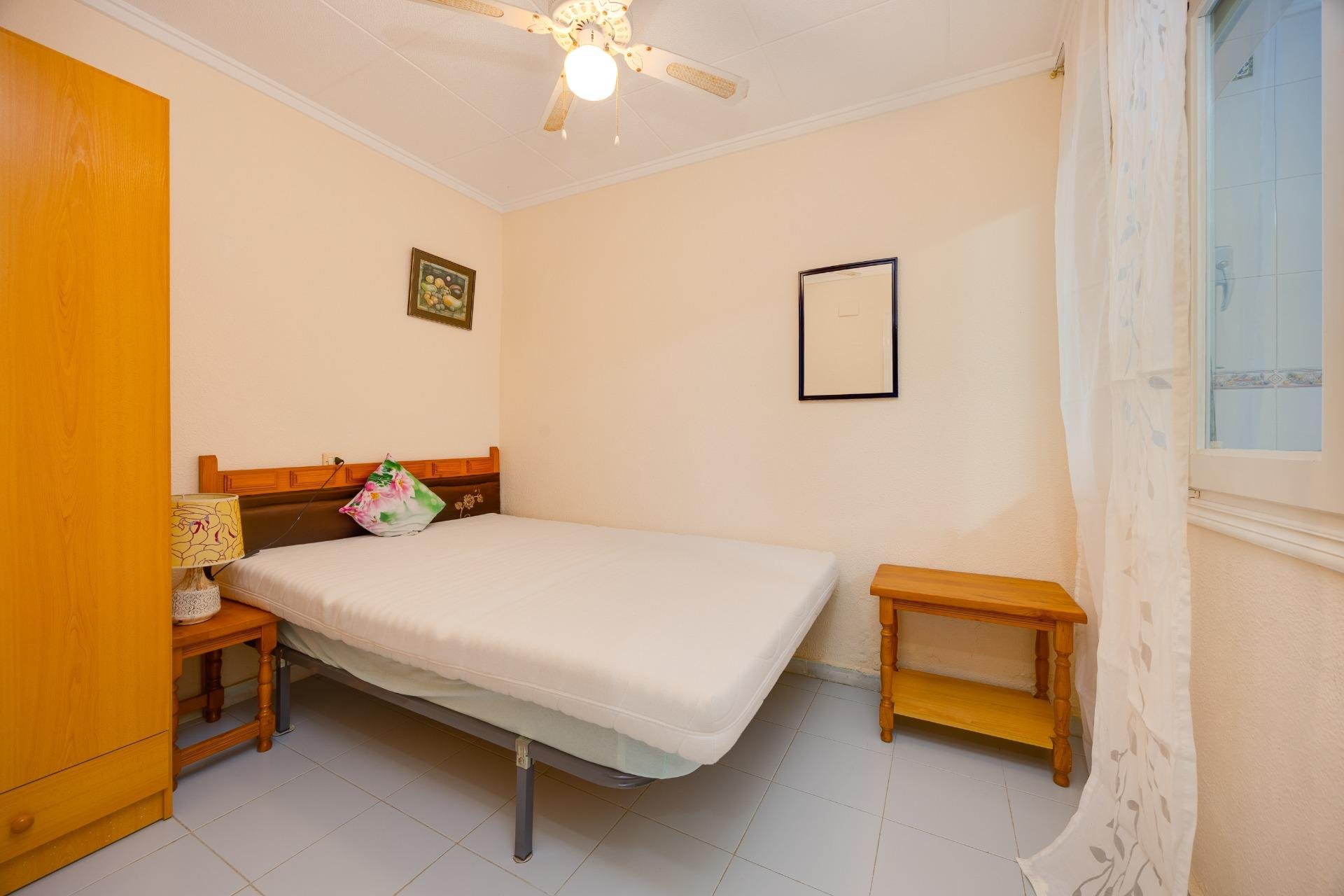 Resale - Bungalow -
Torrevieja - San luis