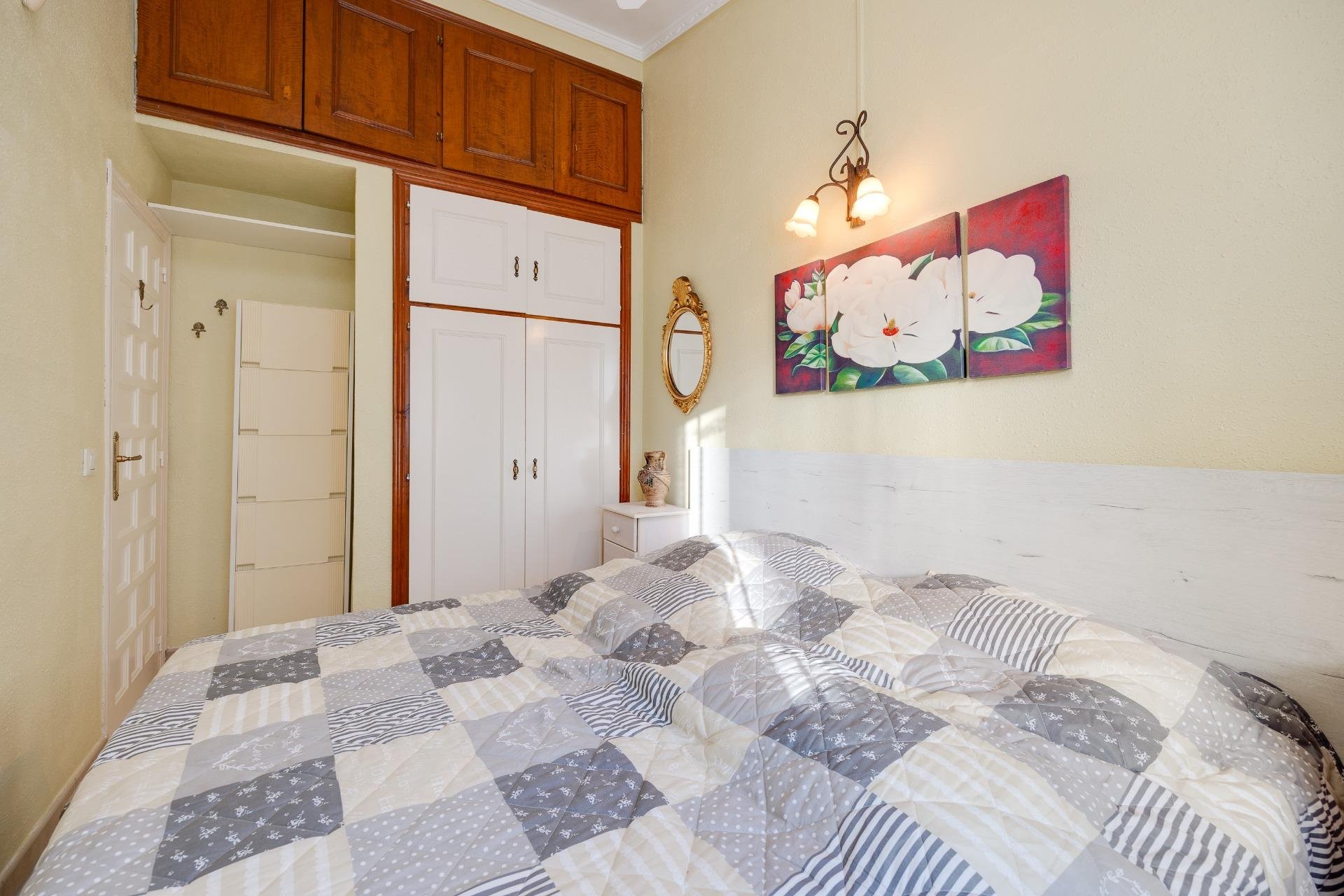 Resale - Bungalow -
Torrevieja - Torre la mata